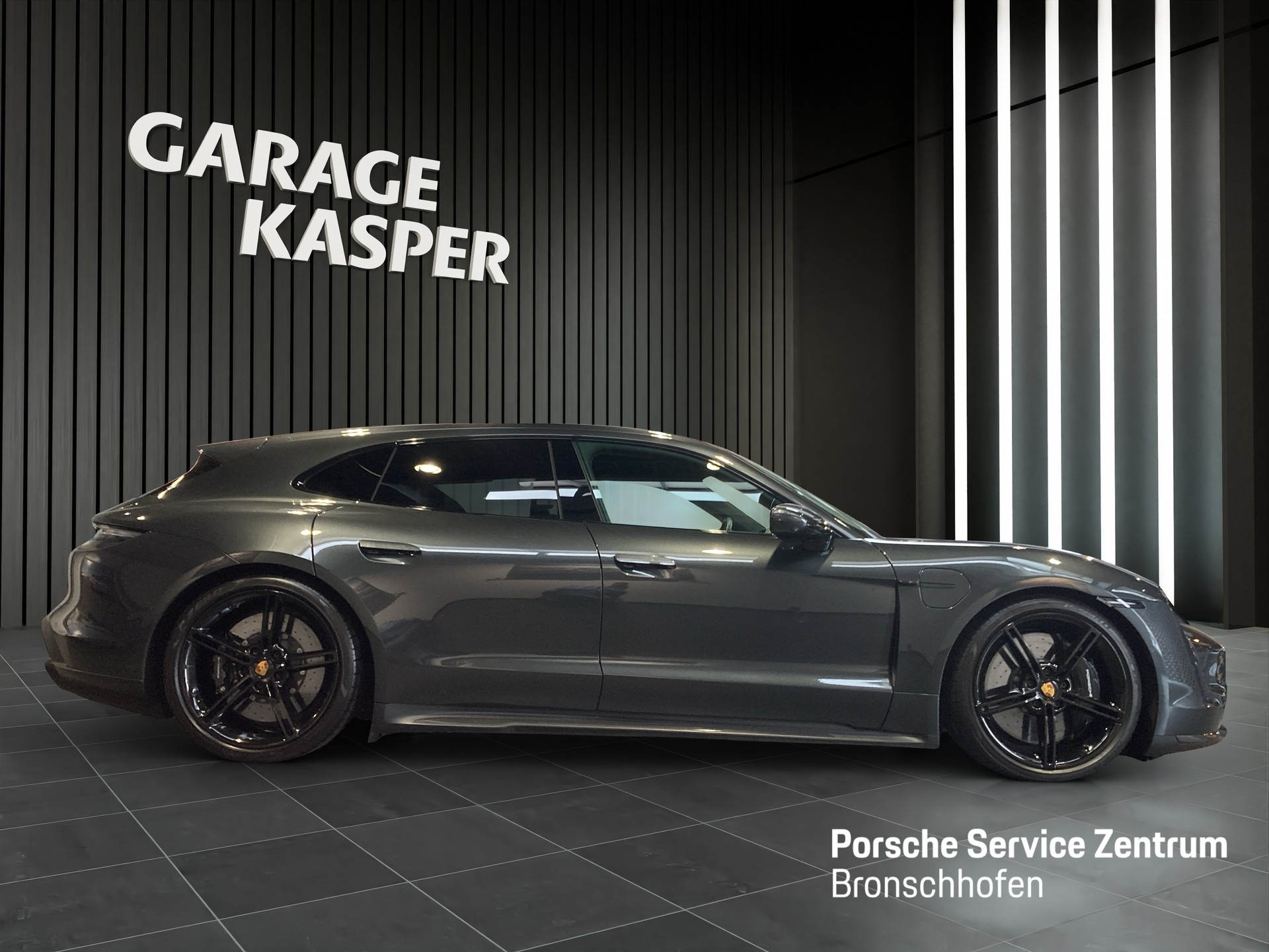 PORSCHE Taycan Turbo S Sport Turismo-image-5