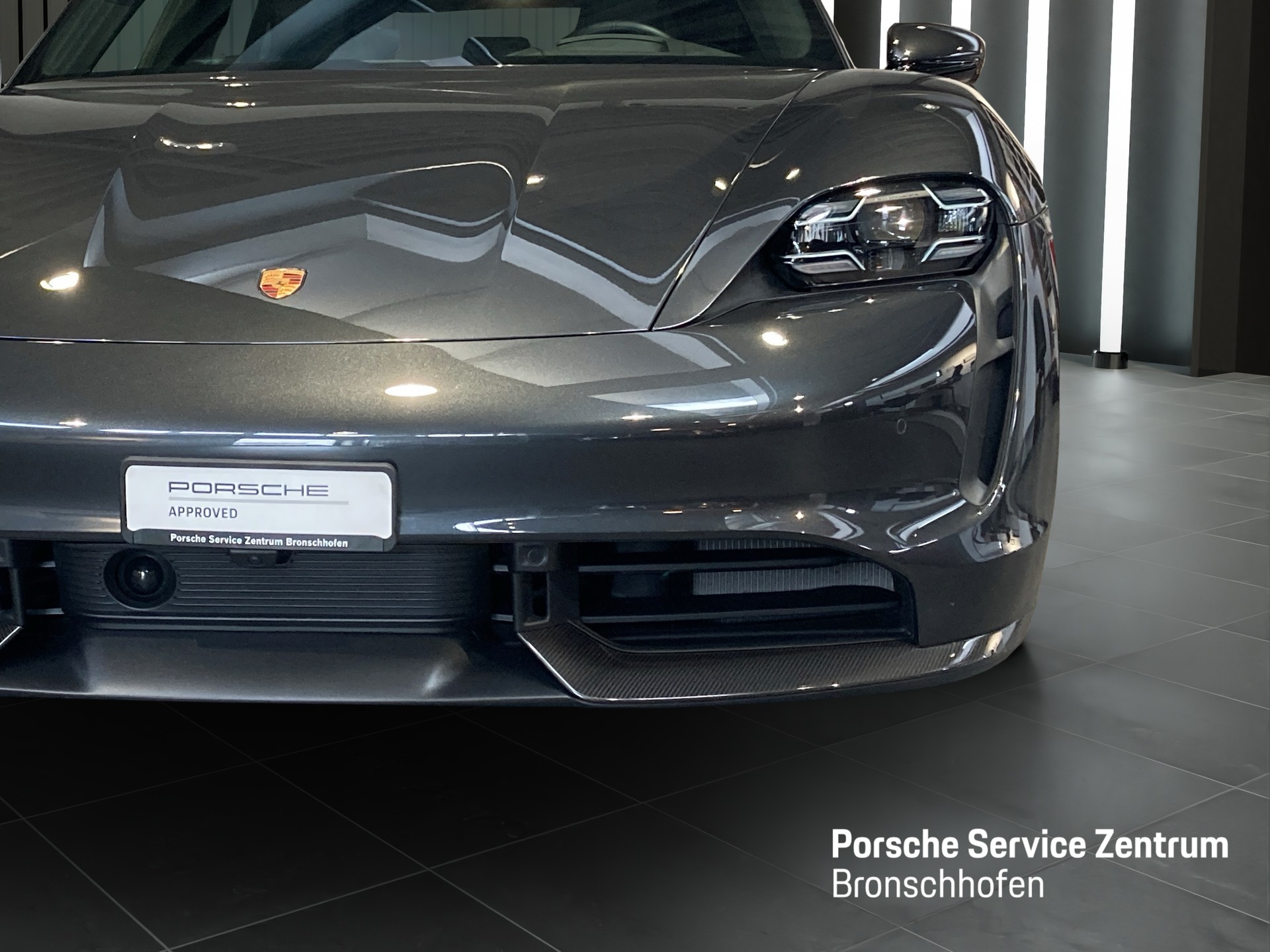 PORSCHE Taycan Turbo S Sport Turismo-image-8