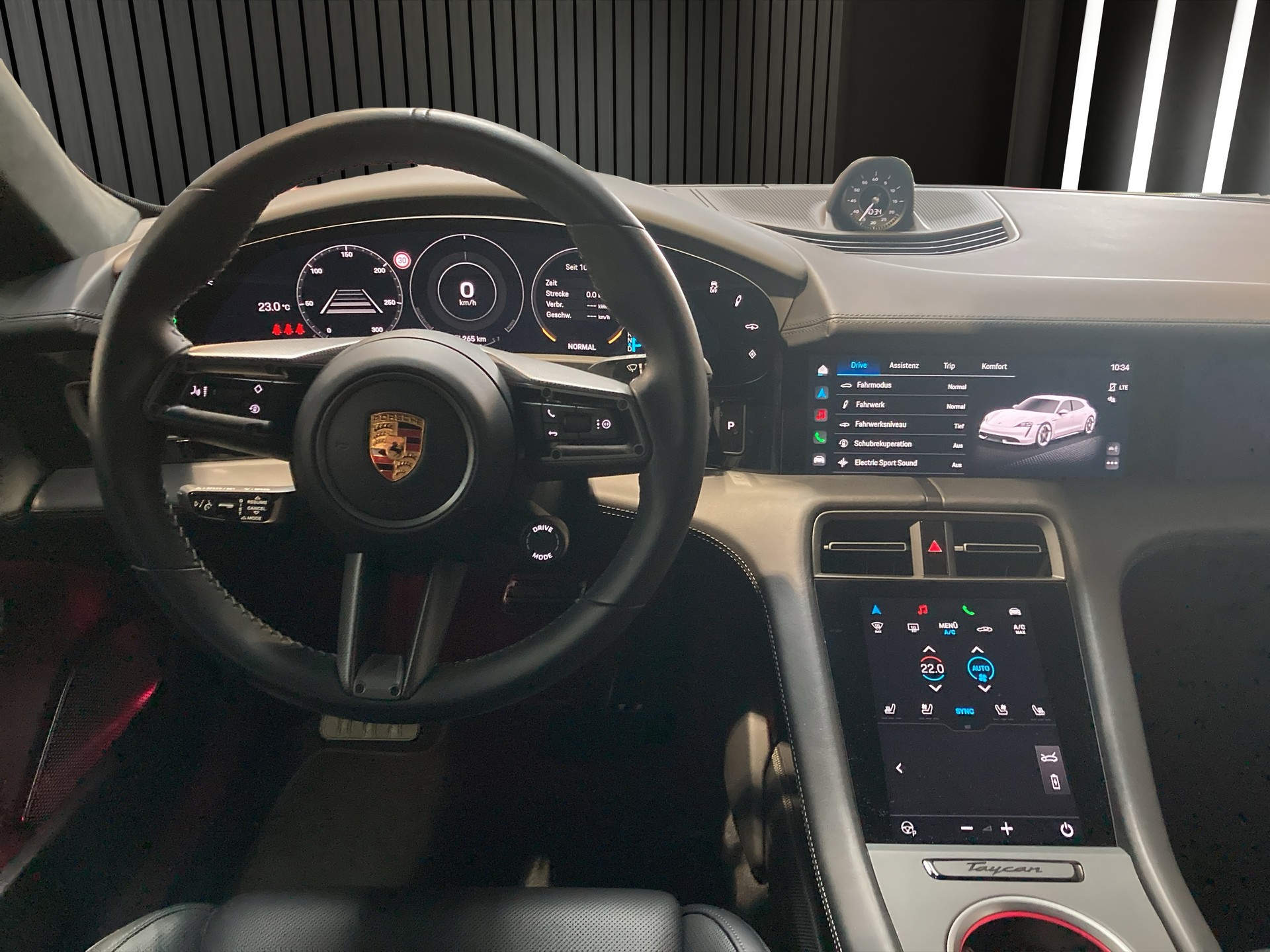 PORSCHE Taycan Turbo S Sport Turismo-image-13