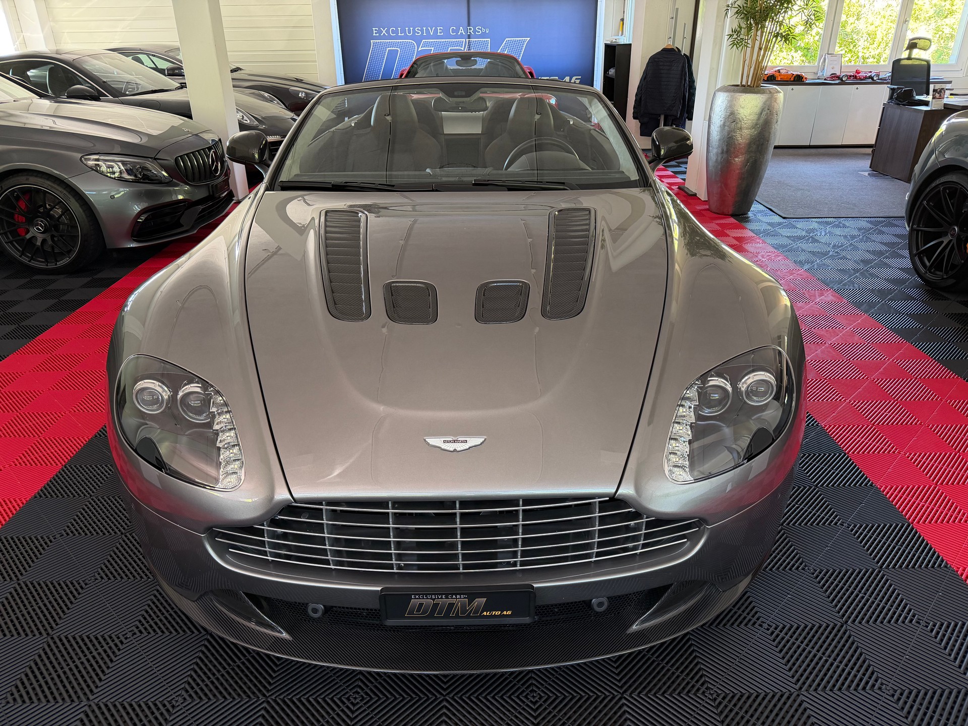 ASTON MARTIN V12 Vantage 5.9 Nr. 77 of 101-showroom-element-2