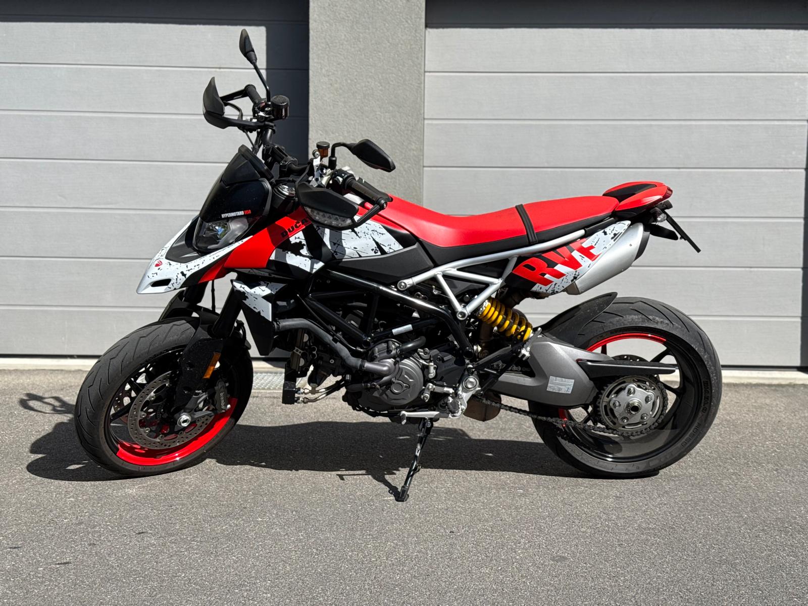 DUCATI Hypermotard 950 RVE-showroom-element-2