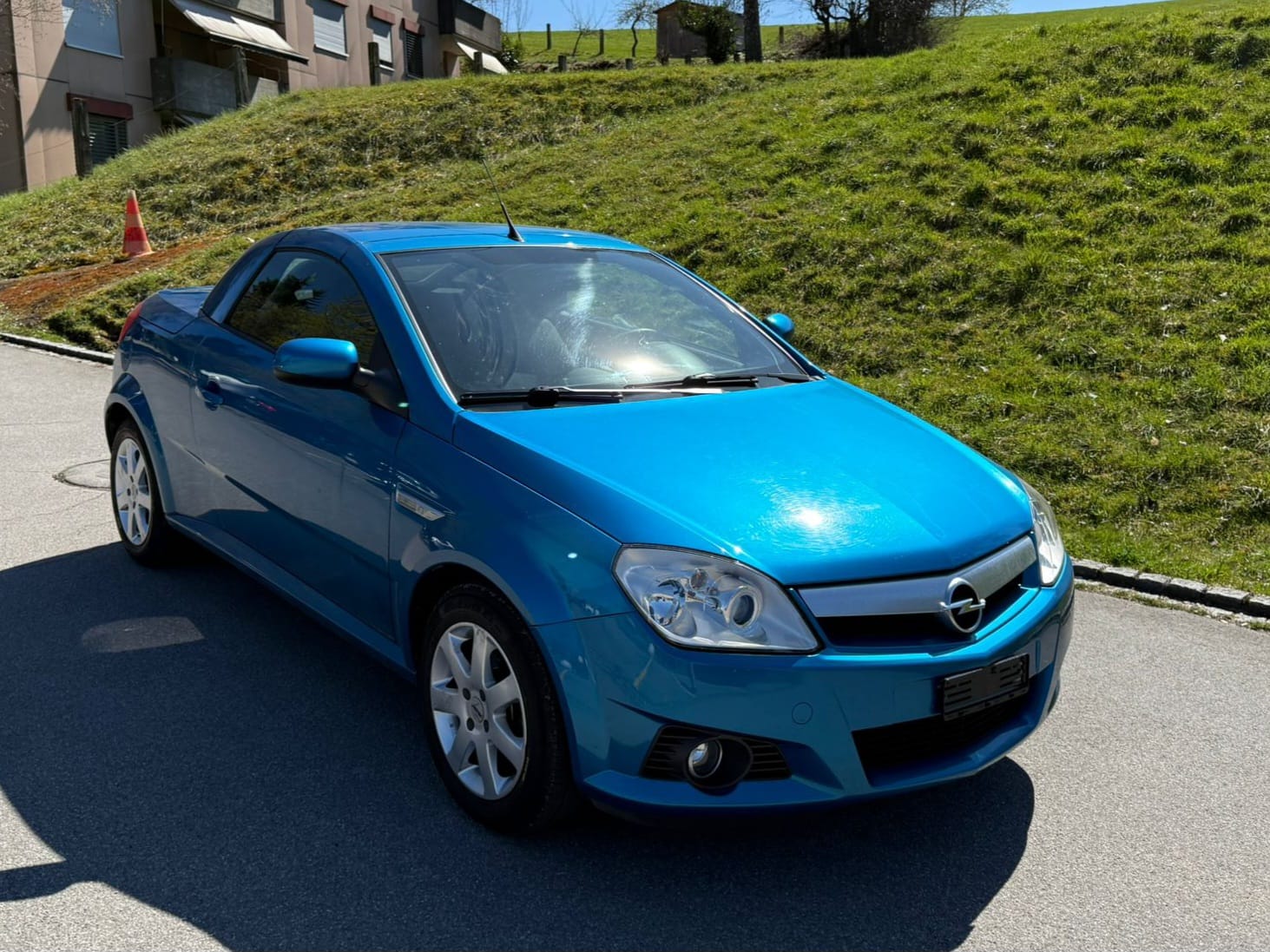 OPEL Tigra 1.4 TP Cosmo-image-1