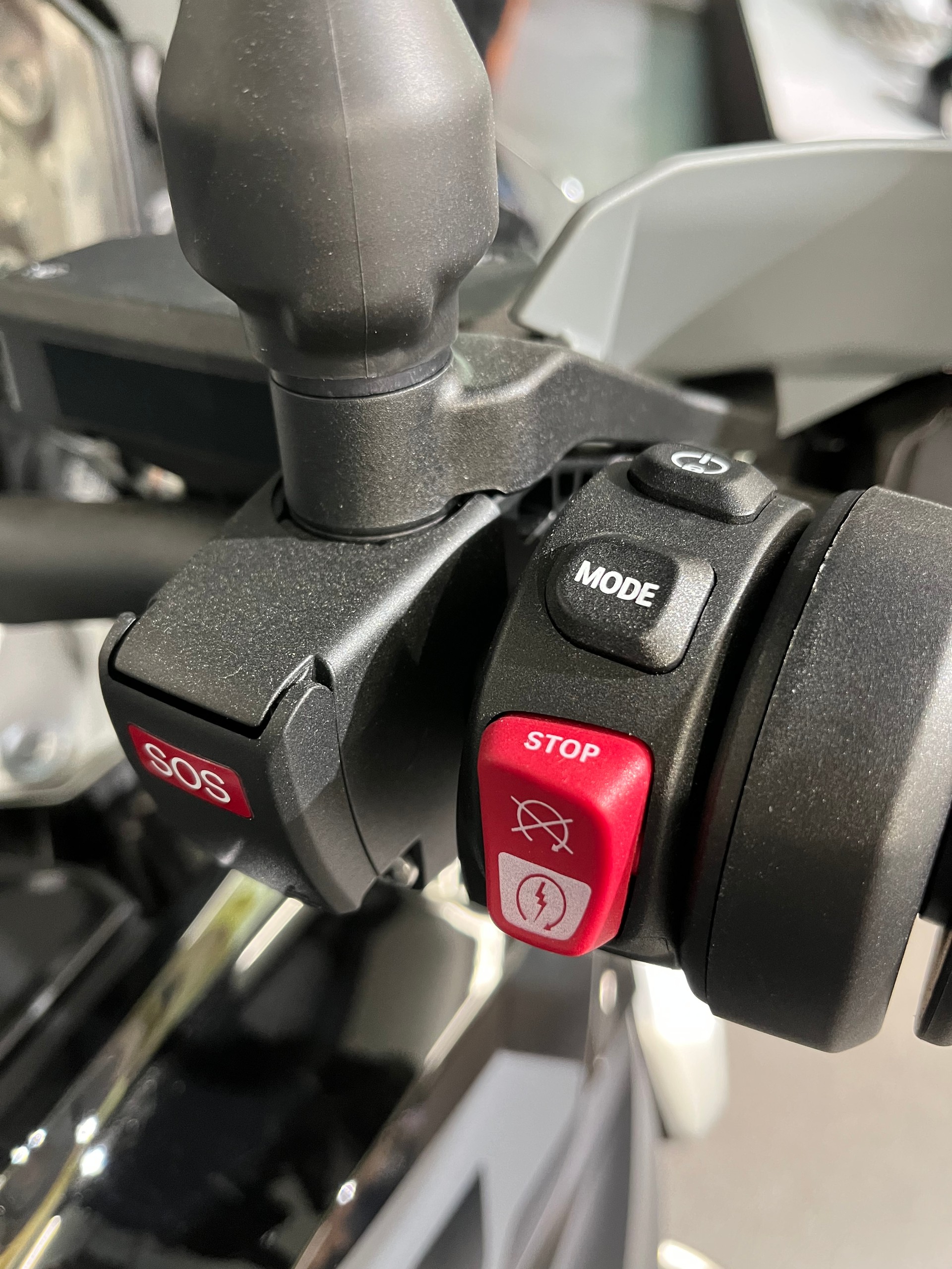 BMW R 1300 GS-image-4