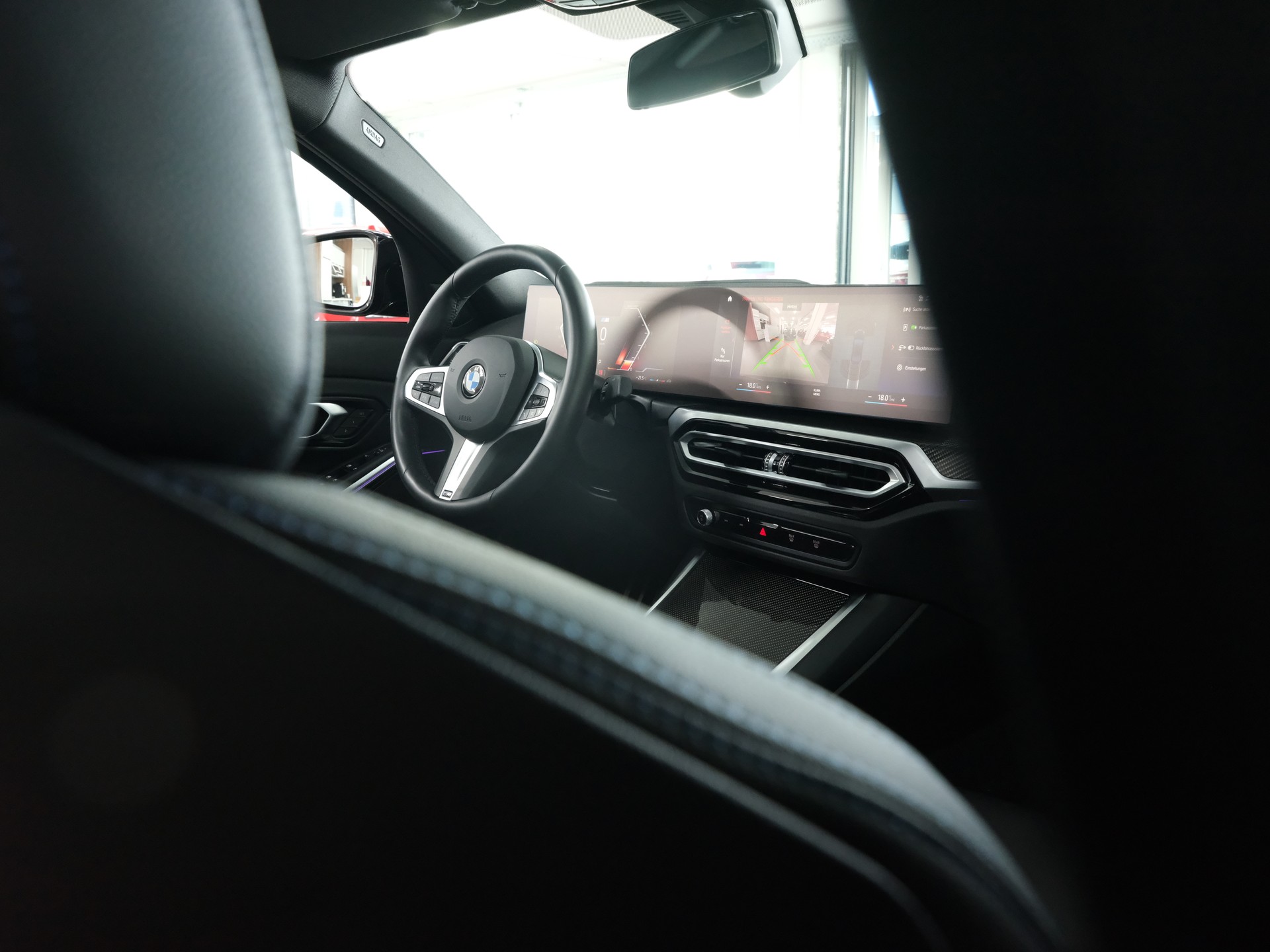 BMW M340d xDrive 48V Steptronic M Sport Pro *Schiebedach* *Widescreen* *Carbon Packet*-image-22
