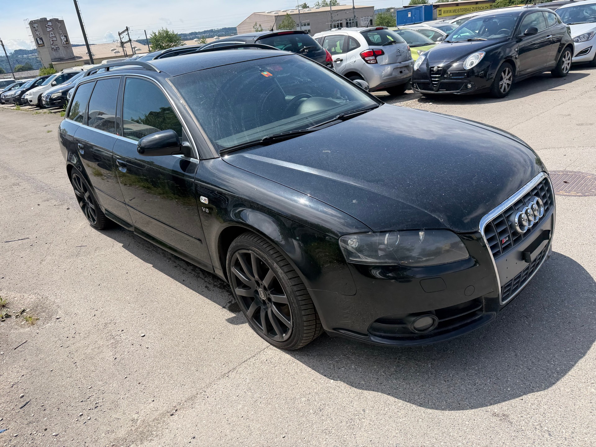 AUDI S4 Avant 4.2 V8 quattro-image-2