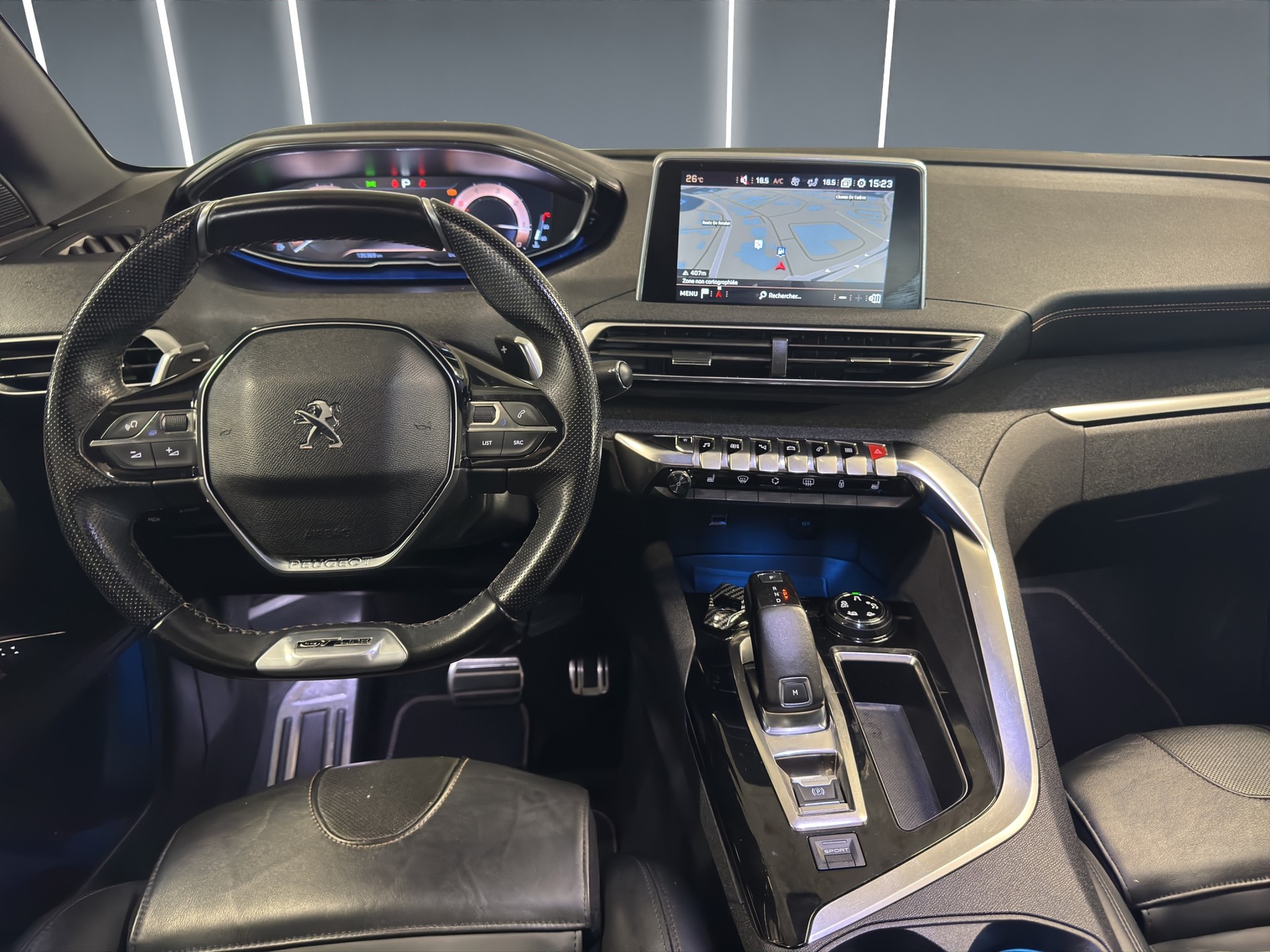 PEUGEOT 3008 1.5 BlueHDi GT Line EAT8 //Pack City 2/Pack Cuir/Toit panoramique ouvrant/-image-4