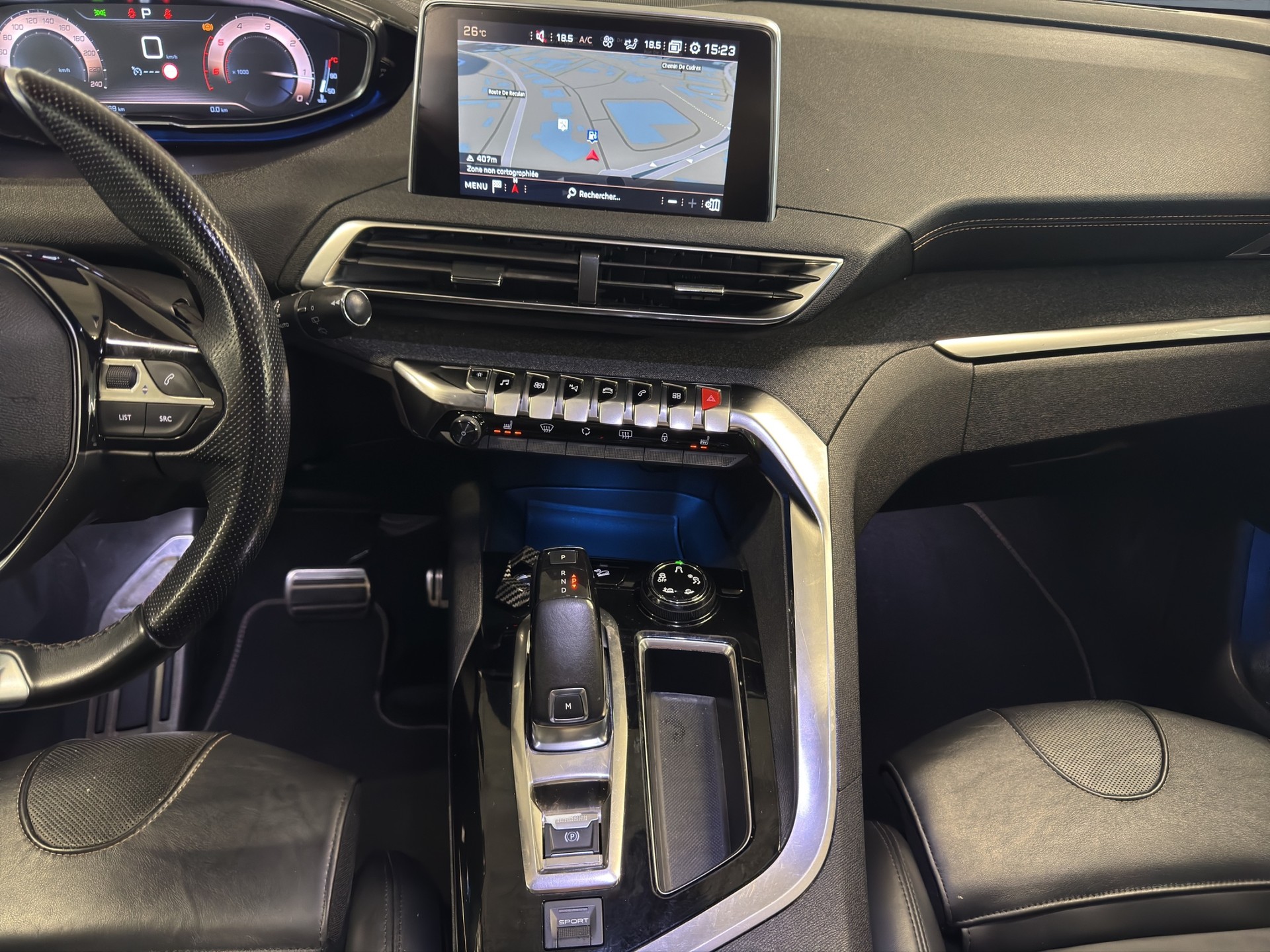 PEUGEOT 3008 1.5 BlueHDi GT Line EAT8 //Pack City 2/Pack Cuir/Toit panoramique ouvrant/-image-5