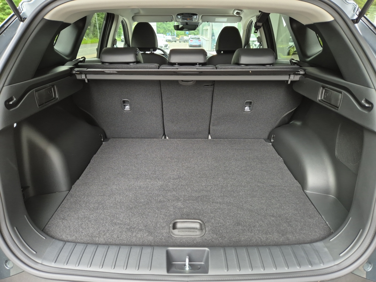 HYUNDAI Tucson 1.6 T-GDi Amplia 2WD-image-9