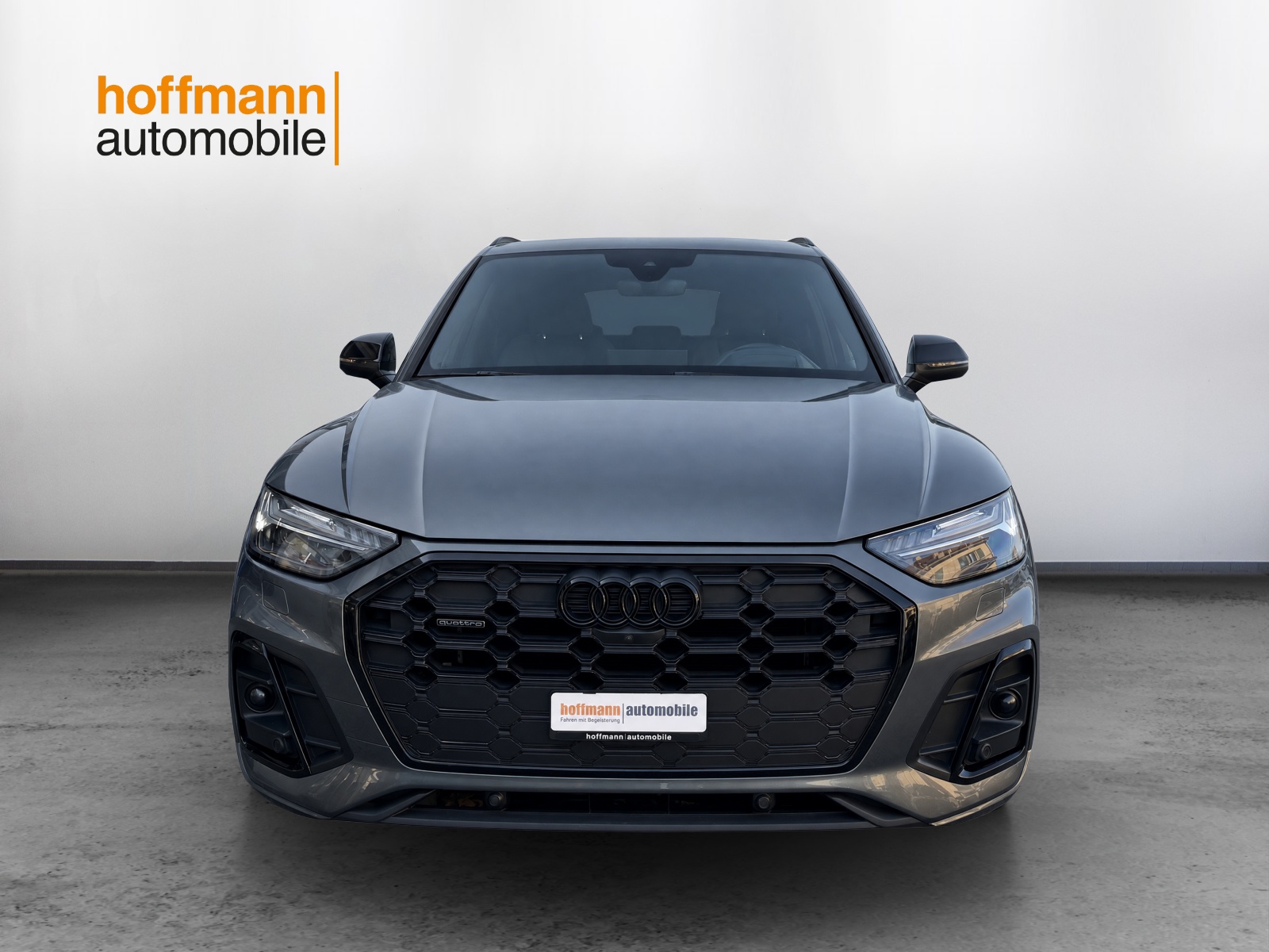 AUDI Q5 40 TDI Black Edition quattro S-tronic-image-1