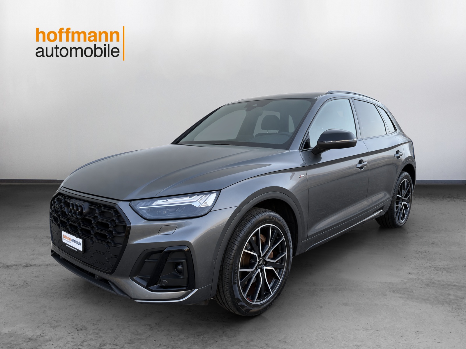 AUDI Q5 40 TDI Black Edition quattro S-tronic-image-0