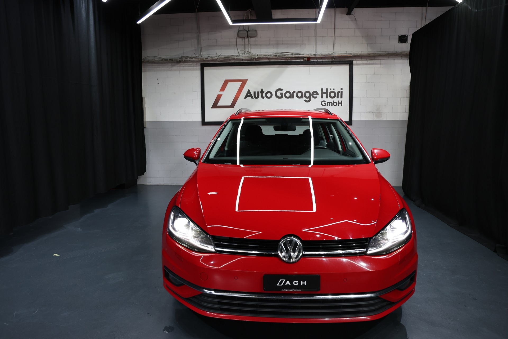 VW Golf Variant 2.0 TDI Comfortline DSG LED-image-6