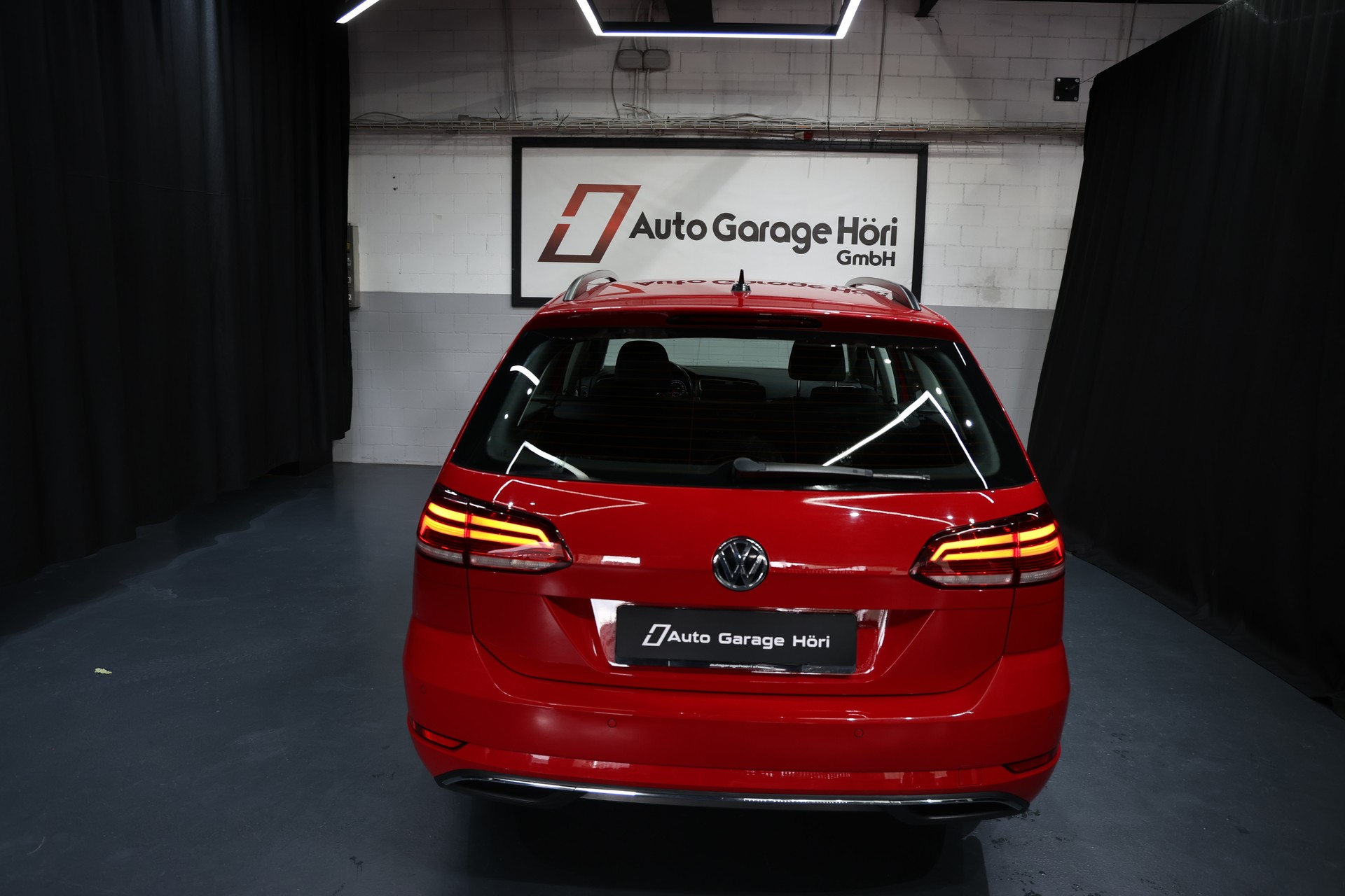 VW Golf Variant 2.0 TDI Comfortline DSG LED-image-13