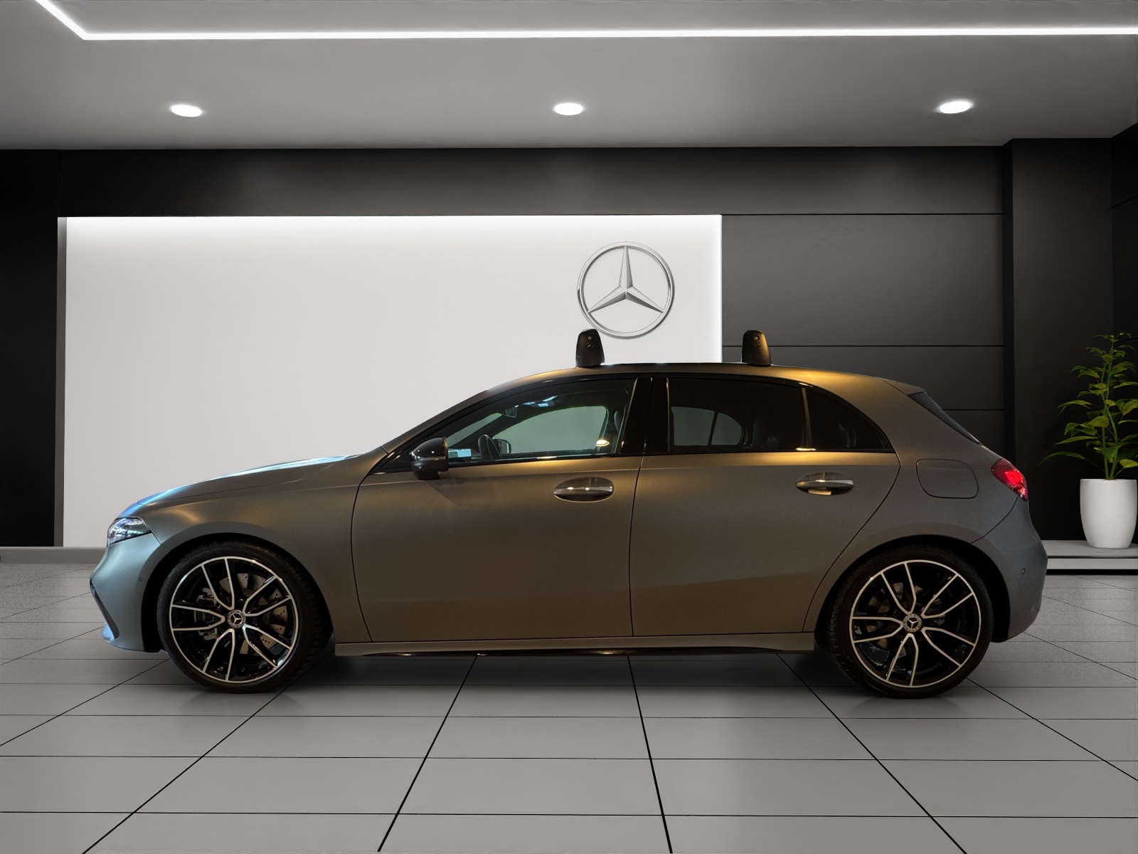MERCEDES-BENZ A 250 4Matic 8G-DCT-image-2