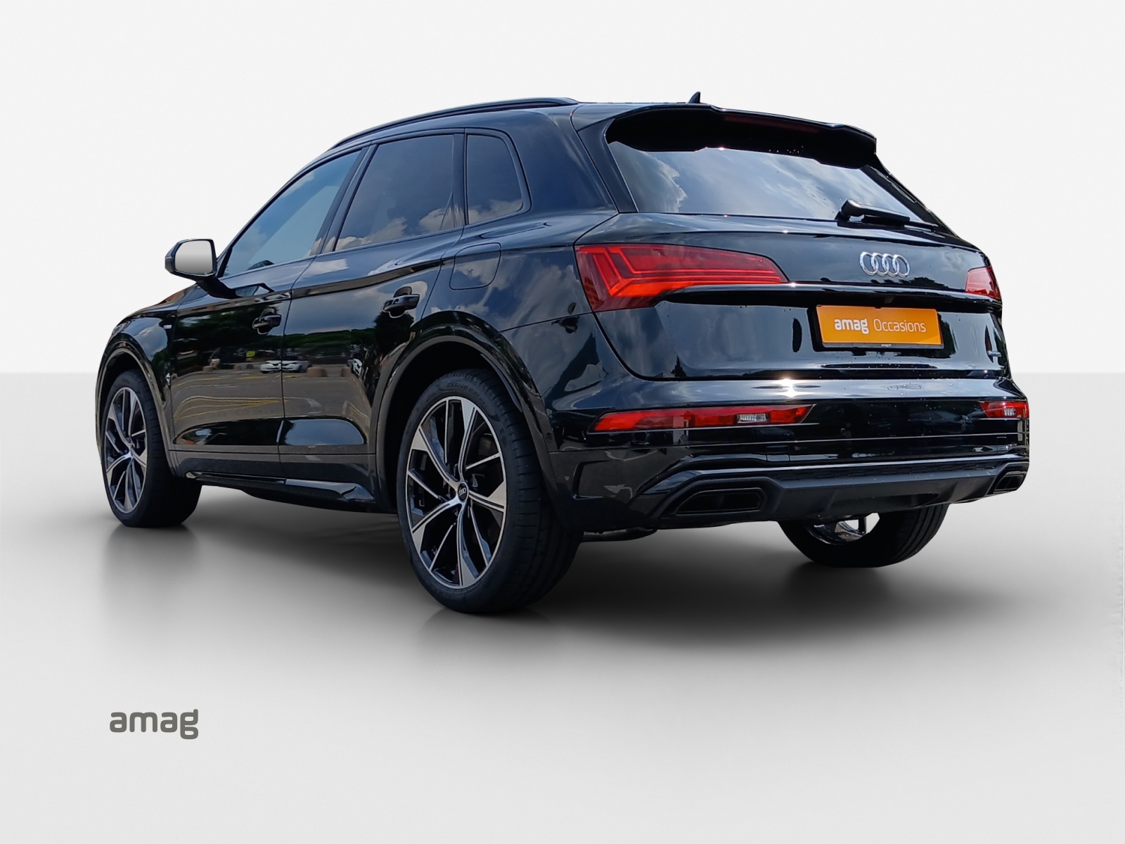 AUDI Q5 55 TFSI e PHEV S line quattro S-tronic-image-2