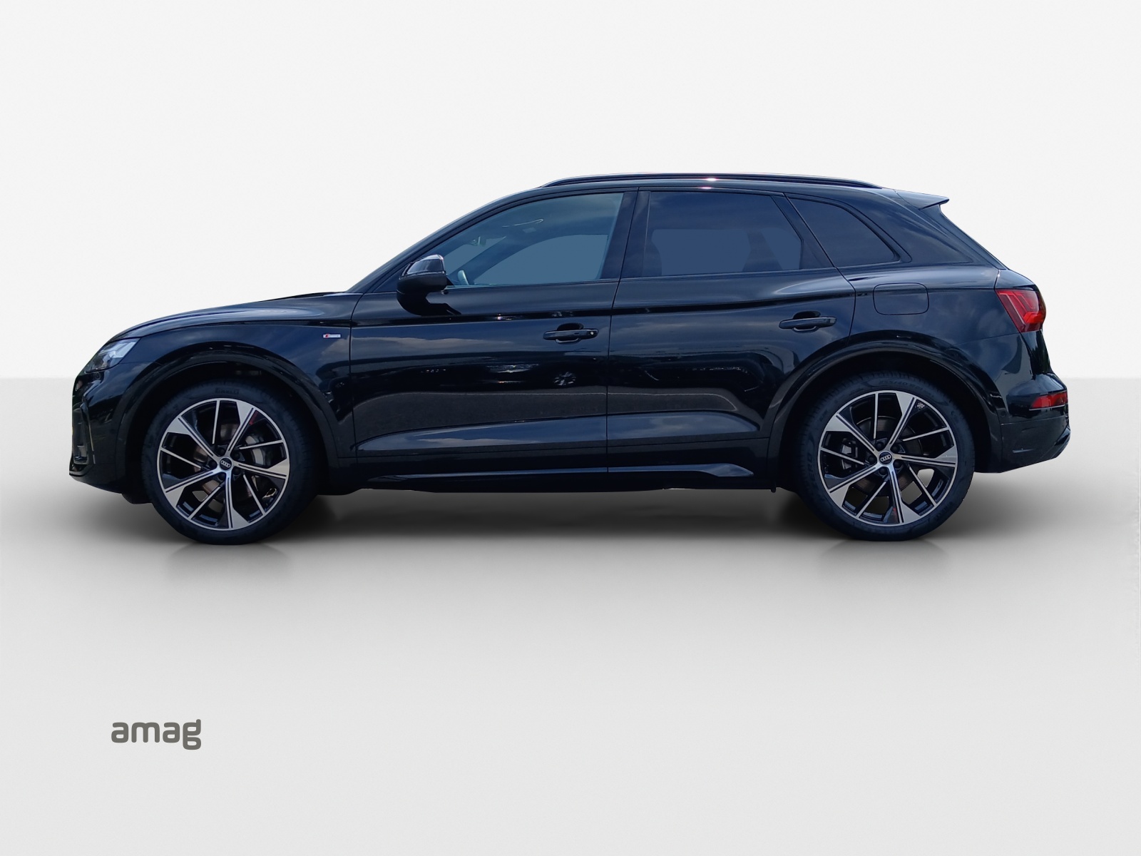 AUDI Q5 55 TFSI e PHEV S line quattro S-tronic-image-1