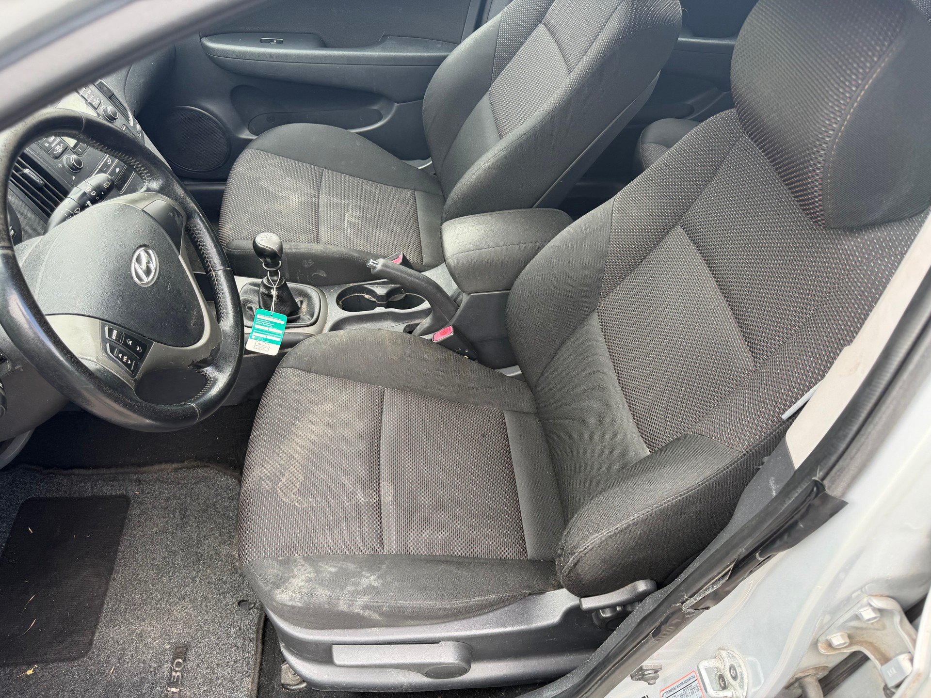 HYUNDAI i30 1.6 Swiss Plus Edition-image-7