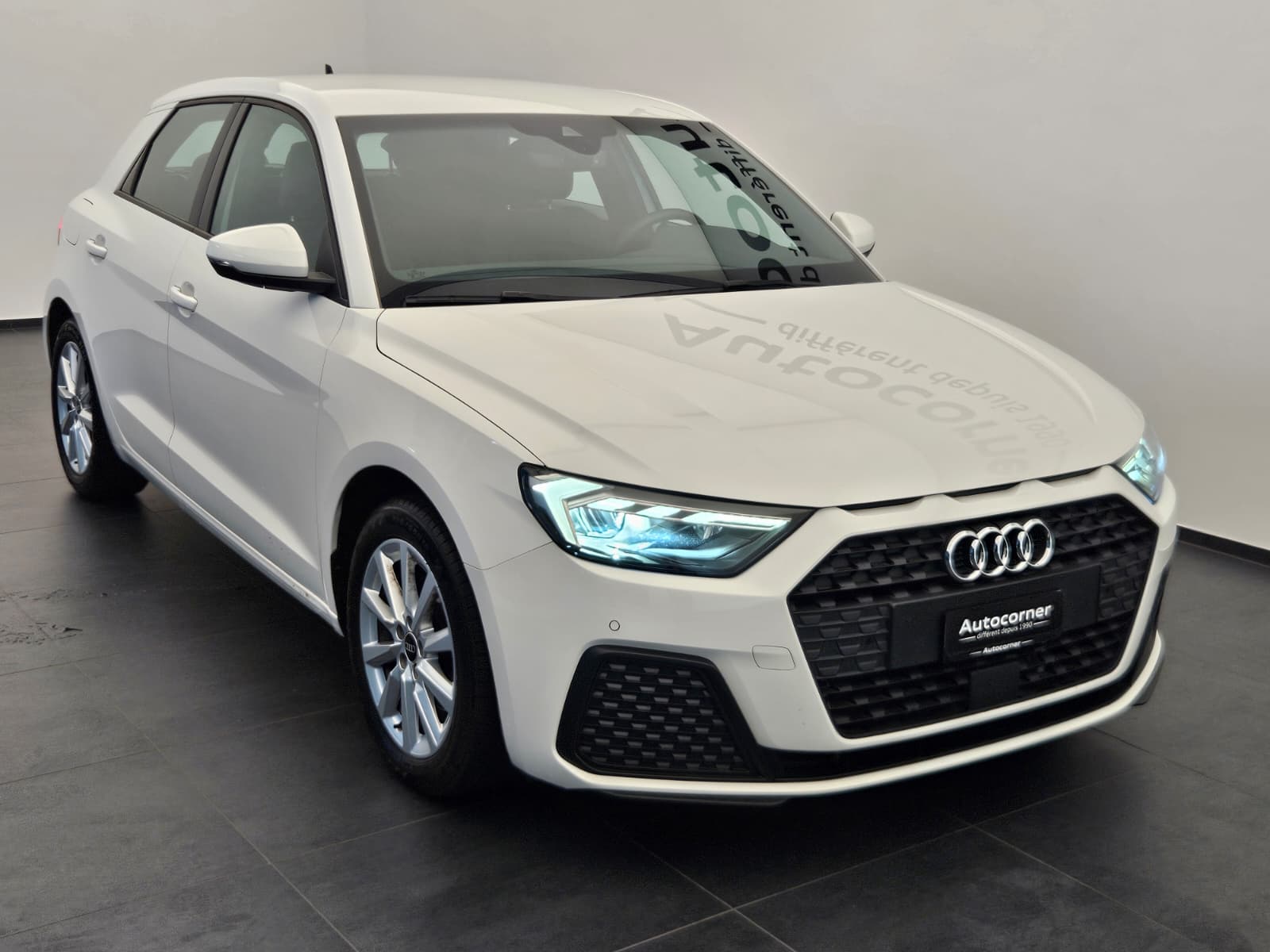 AUDI A1 Sportback 30 TFSI-image-4
