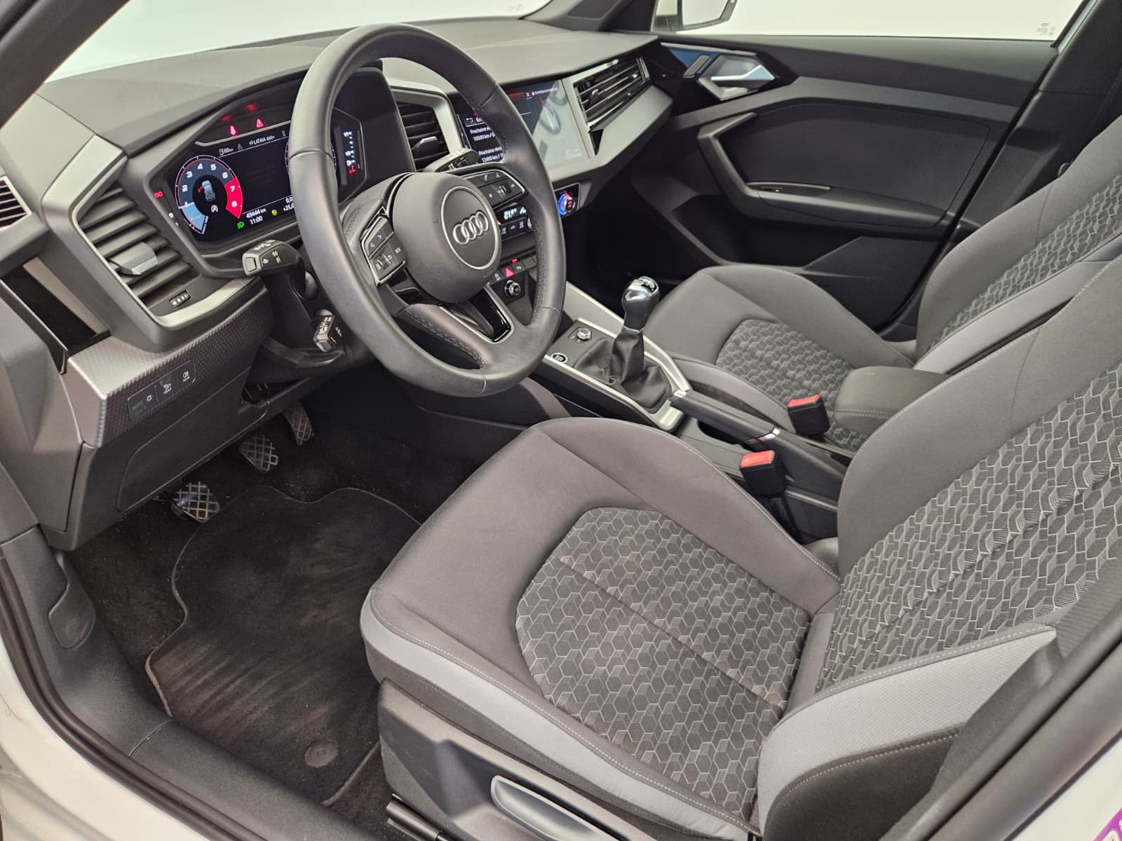 AUDI A1 Sportback 30 TFSI-image-10