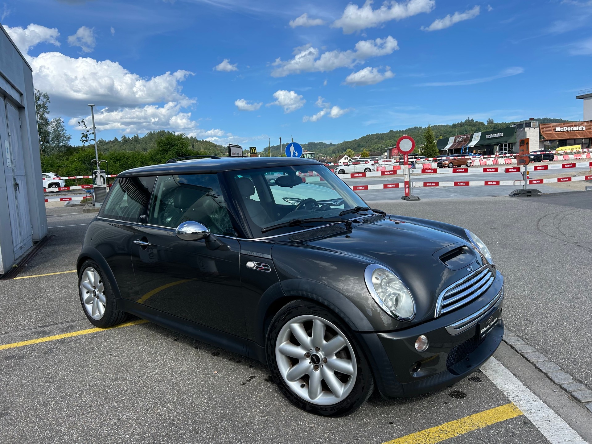 MINI Cooper S-image-2