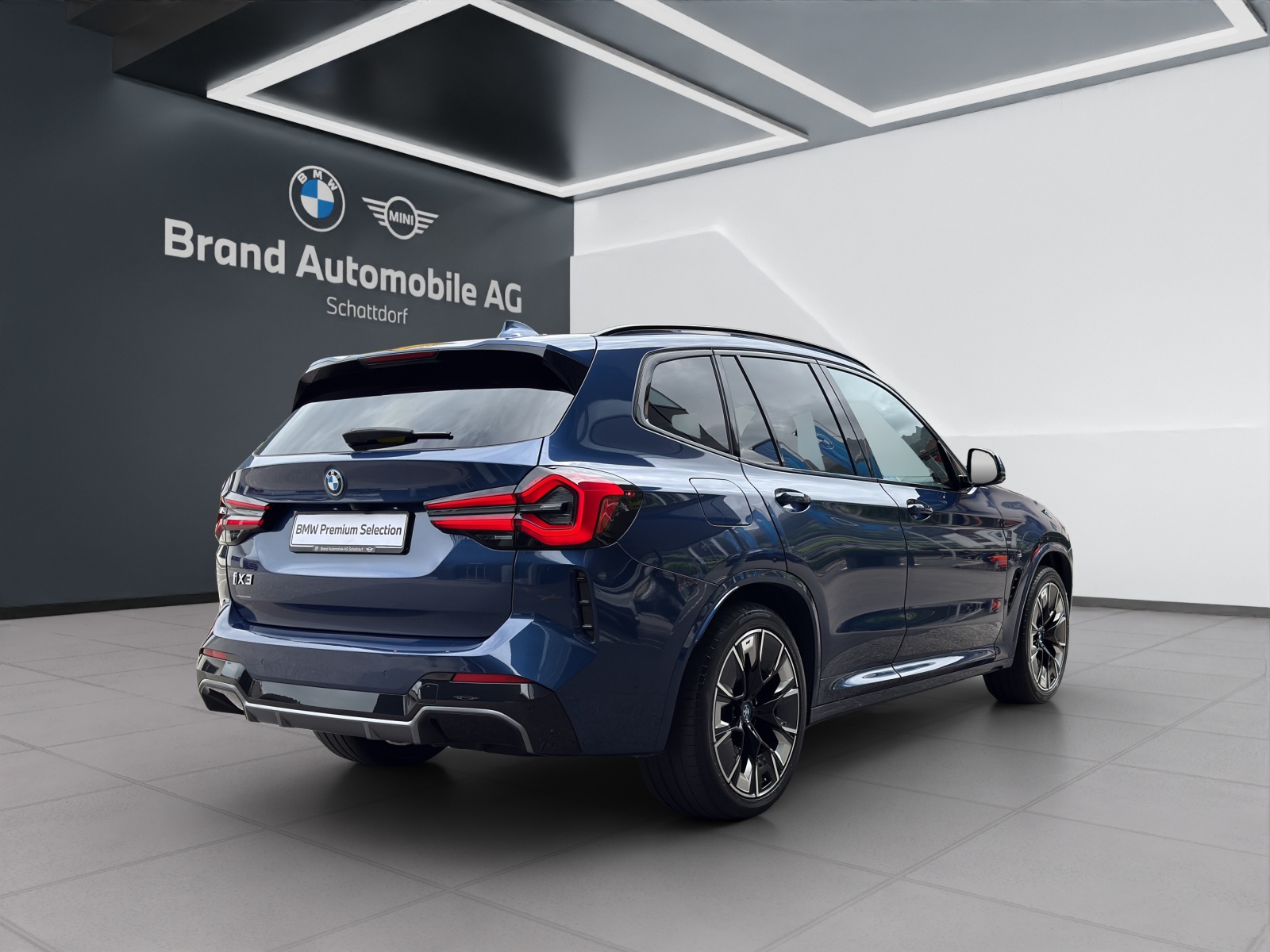 BMW iX3 IMPRESSIVE-image-5