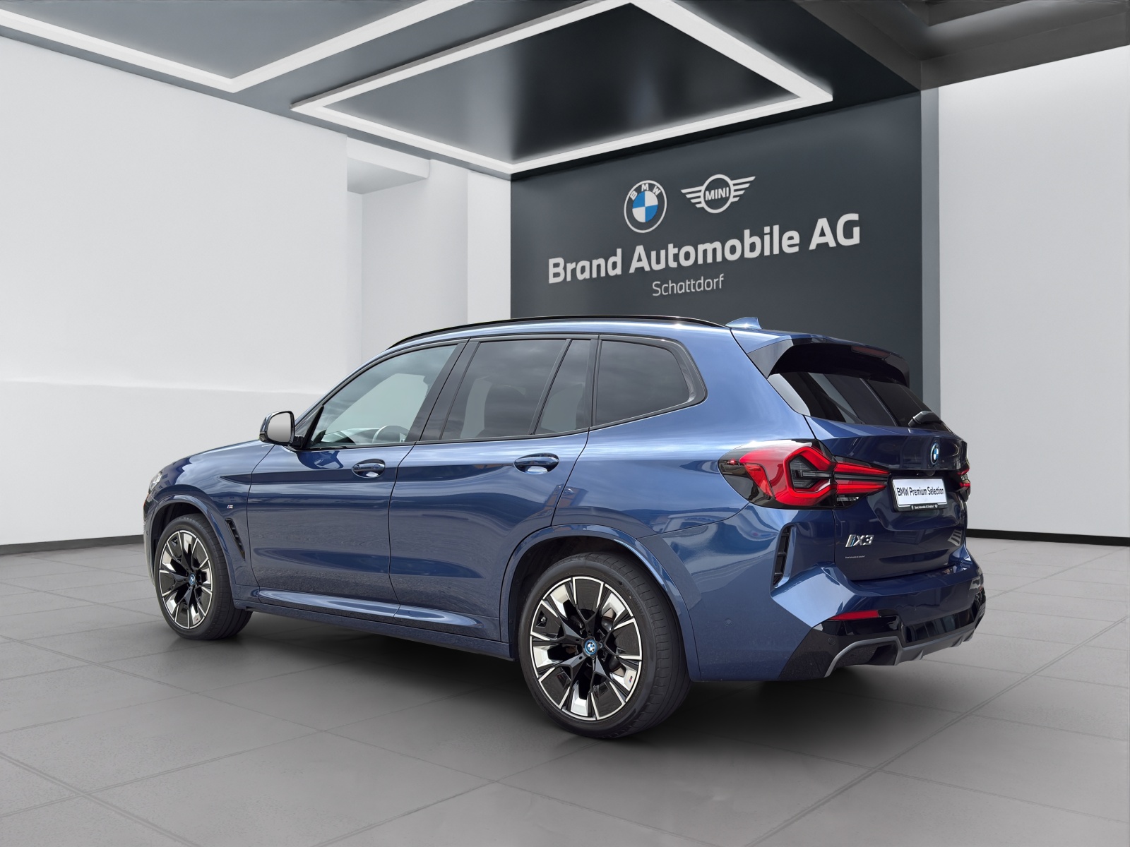 BMW iX3 IMPRESSIVE-image-3