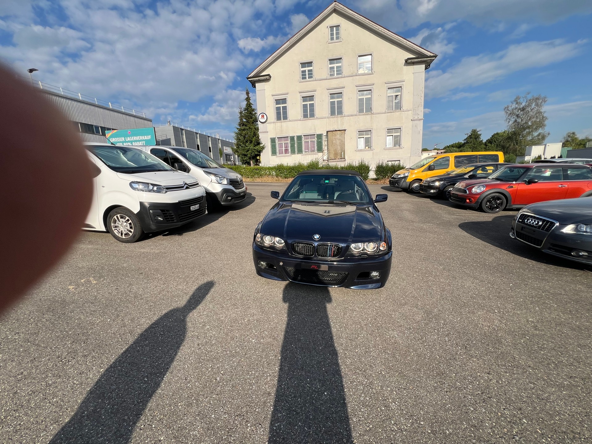 BMW 330Ci Cabriolet-image-3