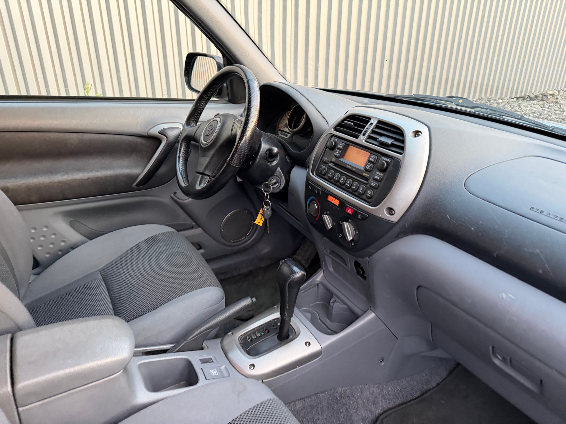 TOYOTA RAV-4 2.0 16V Linea Sol PROBLÈME BOITE VITESSE-image-18