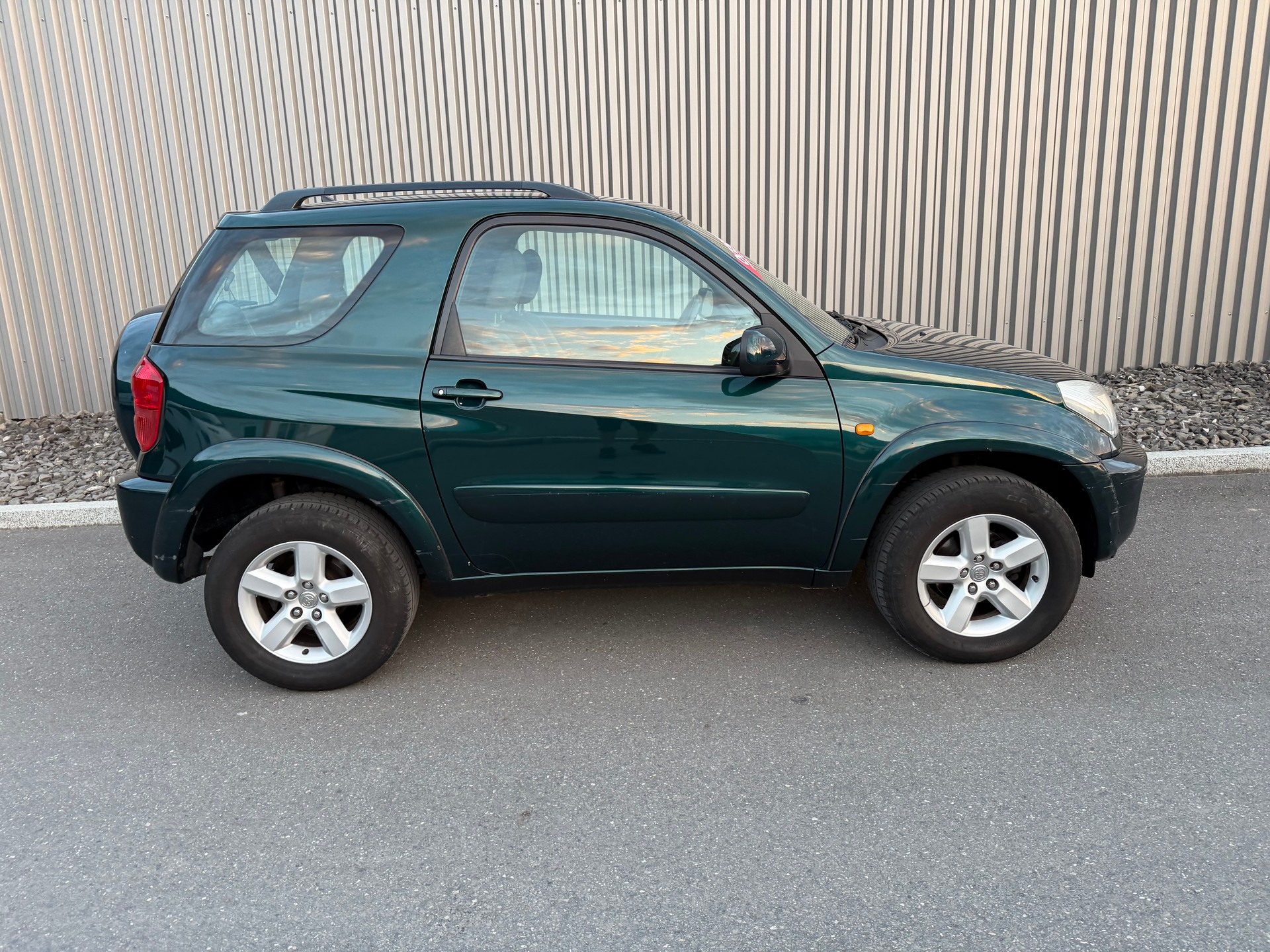 TOYOTA RAV-4 2.0 16V Linea Sol PROBLÈME BOITE VITESSE-image-6