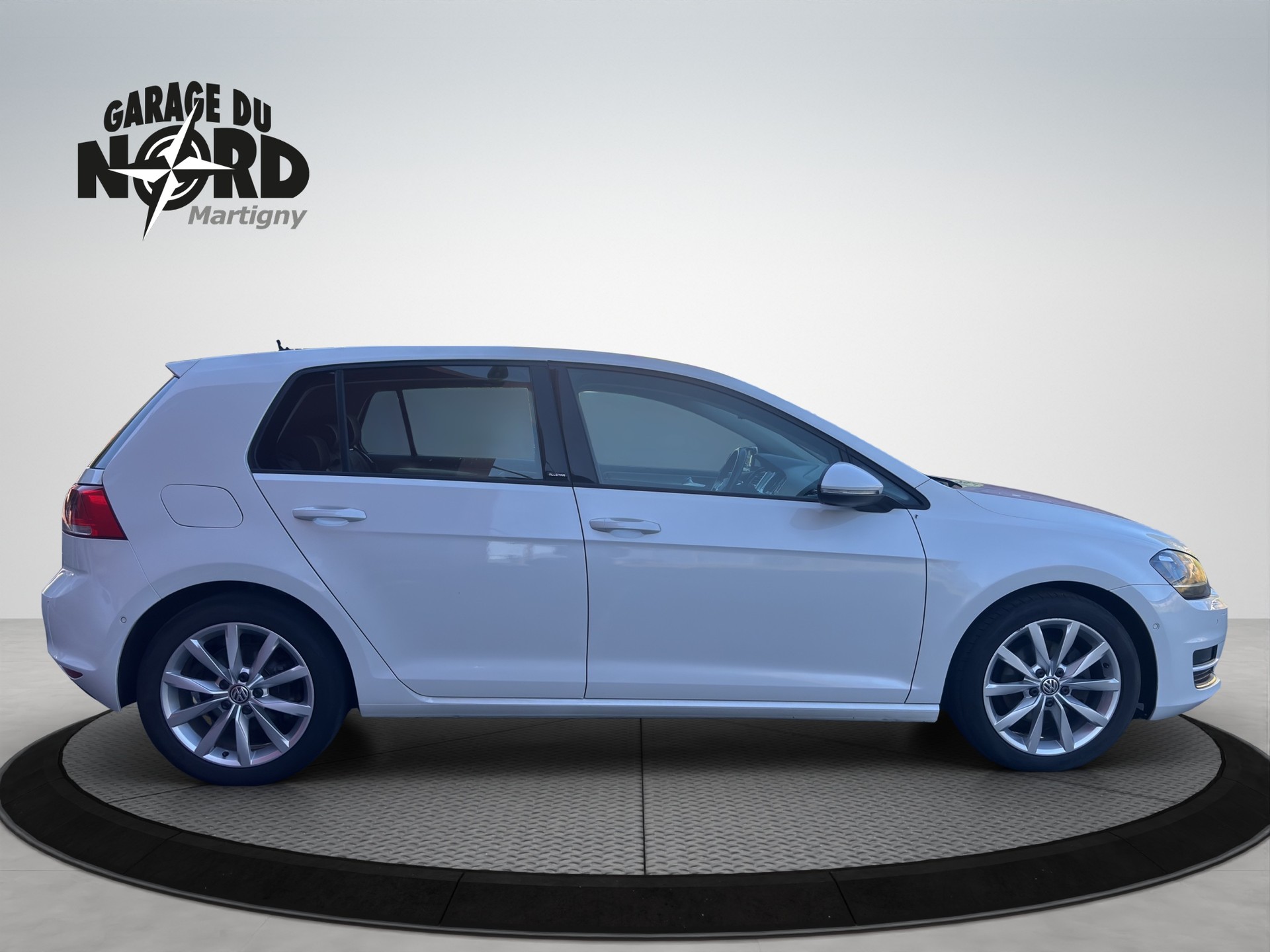 VW Golf 2.0 TDI Allstar 4Motion-image-6