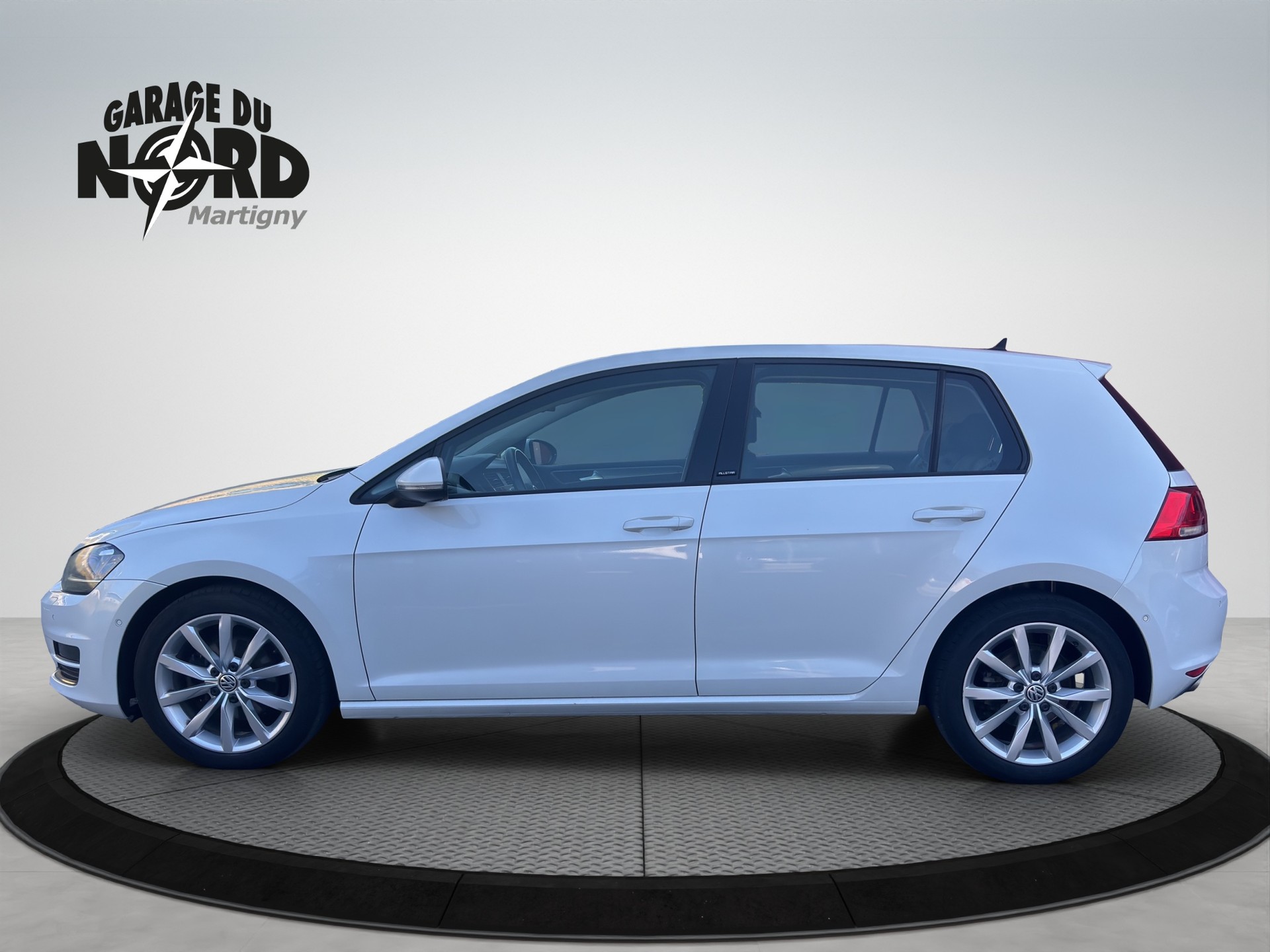 VW Golf 2.0 TDI Allstar 4Motion-image-2