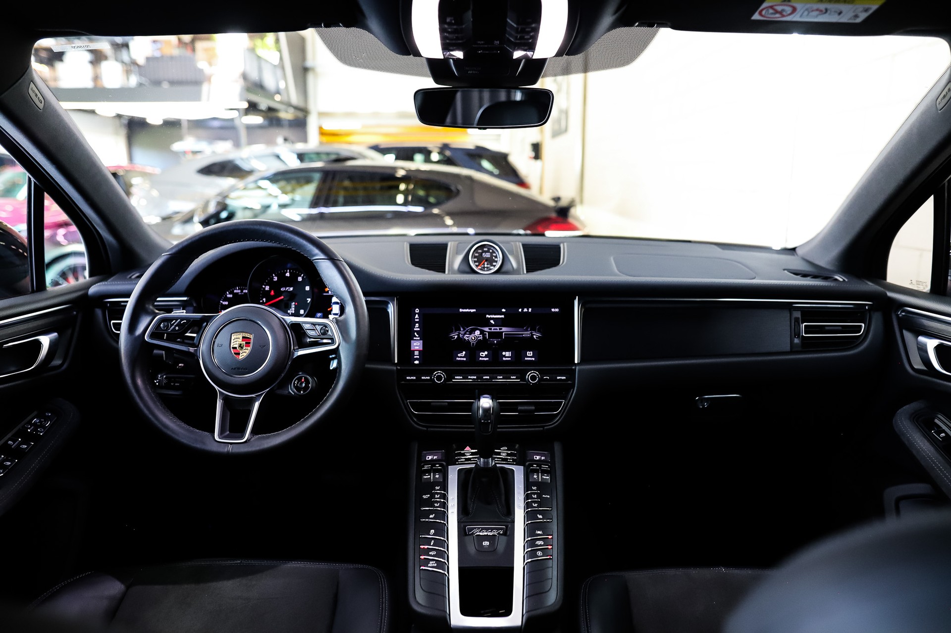 PORSCHE Macan GTS PDK-image-18
