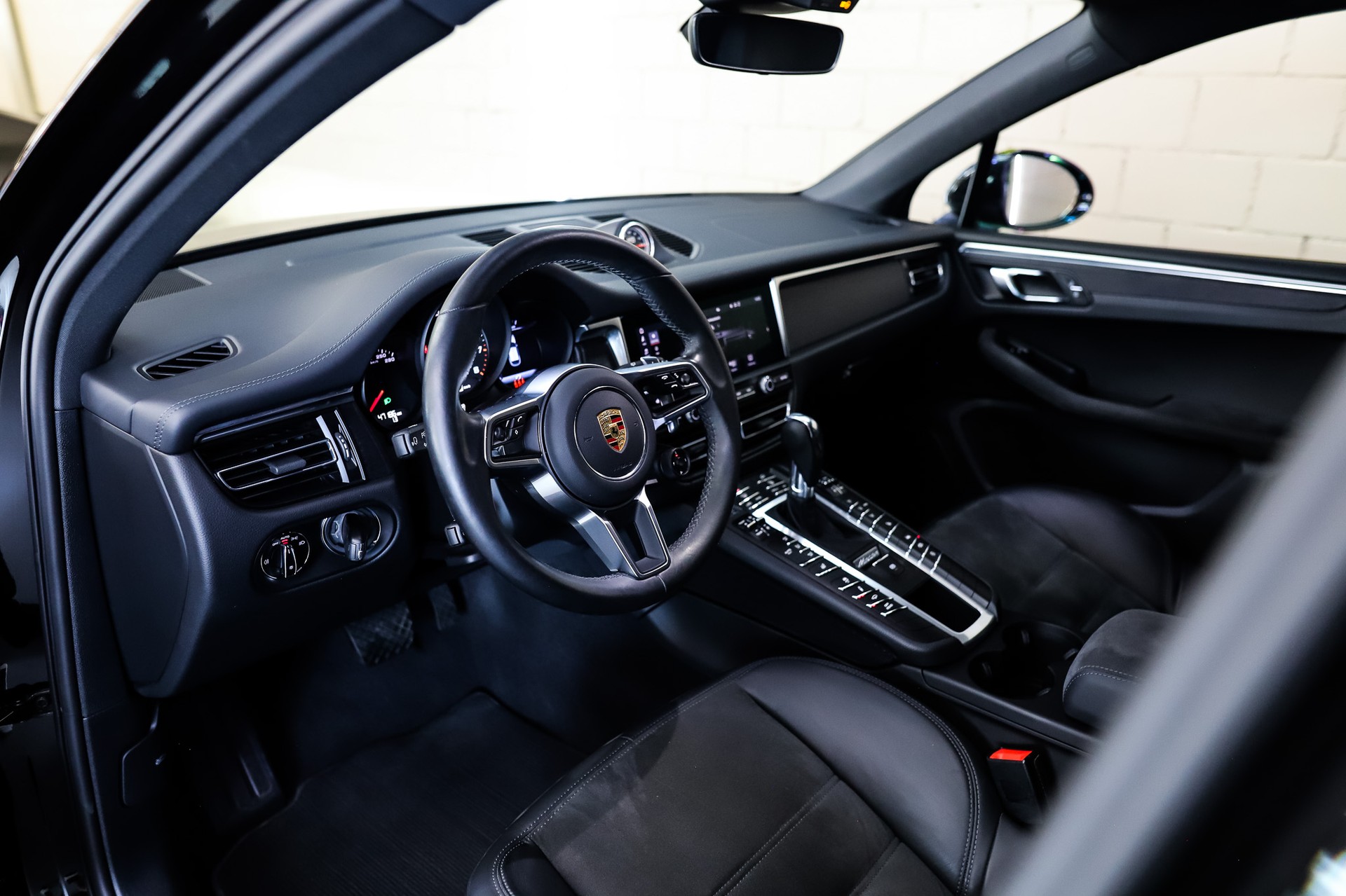 PORSCHE Macan GTS PDK-image-8