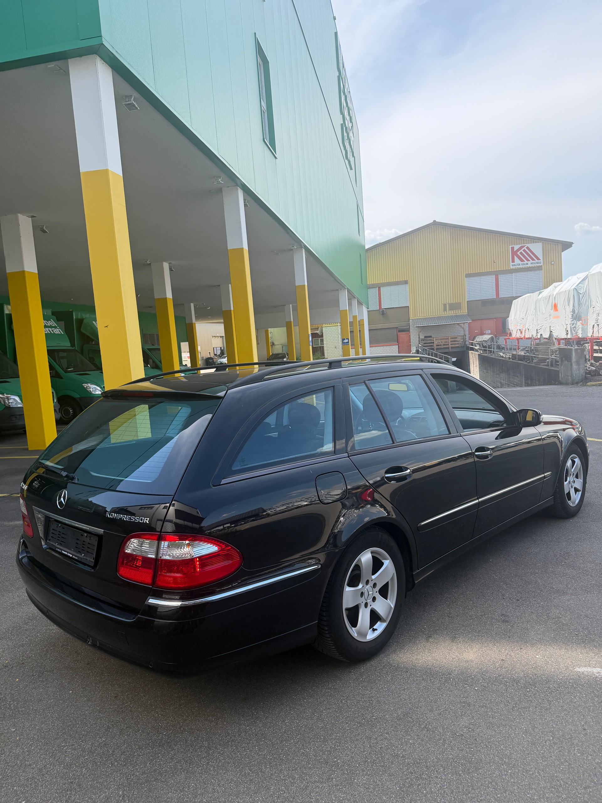 MERCEDES-BENZ E 200 Kompressor Avantgarde-image-5