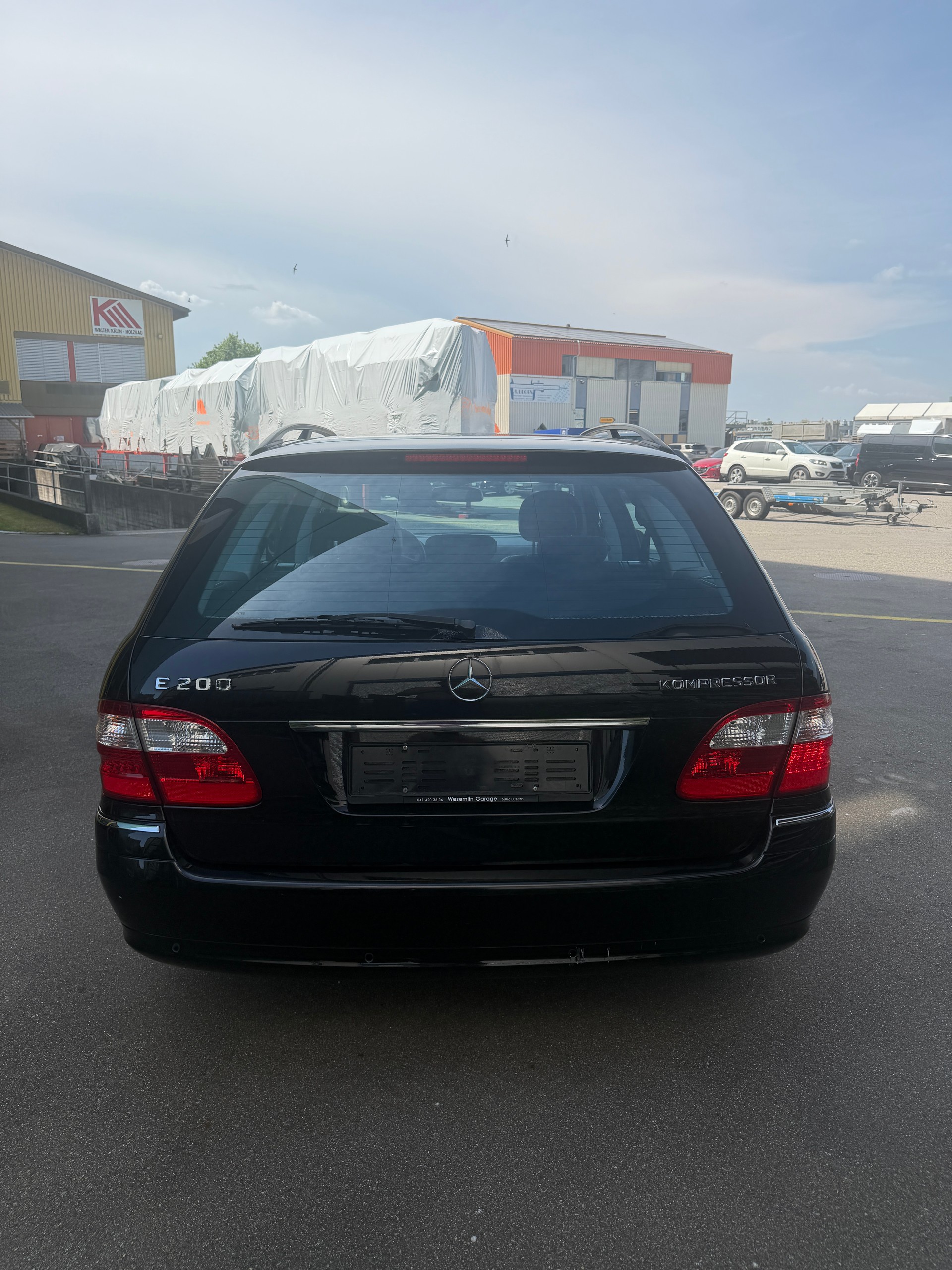 MERCEDES-BENZ E 200 Kompressor Avantgarde-image-4