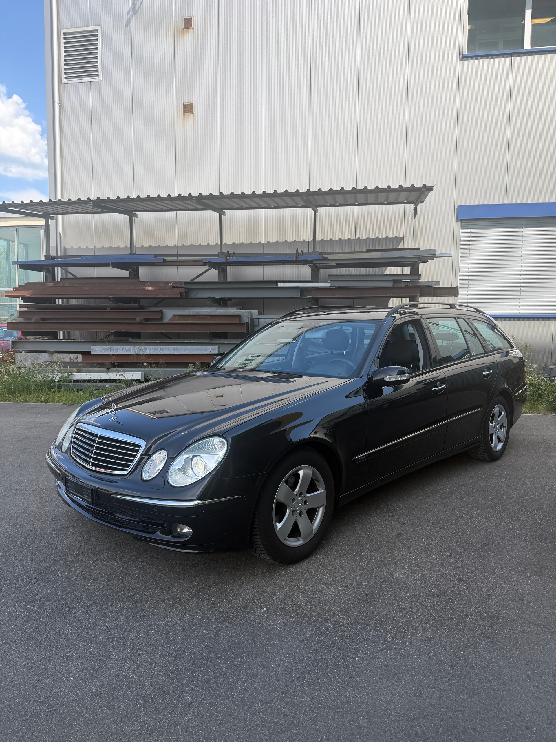 MERCEDES-BENZ E 200 Kompressor Avantgarde-image-2