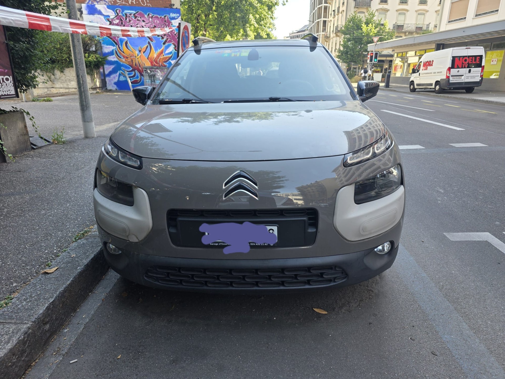 CITROEN C4 Cactus 1.2 e-VTi Feel ETG-image-1
