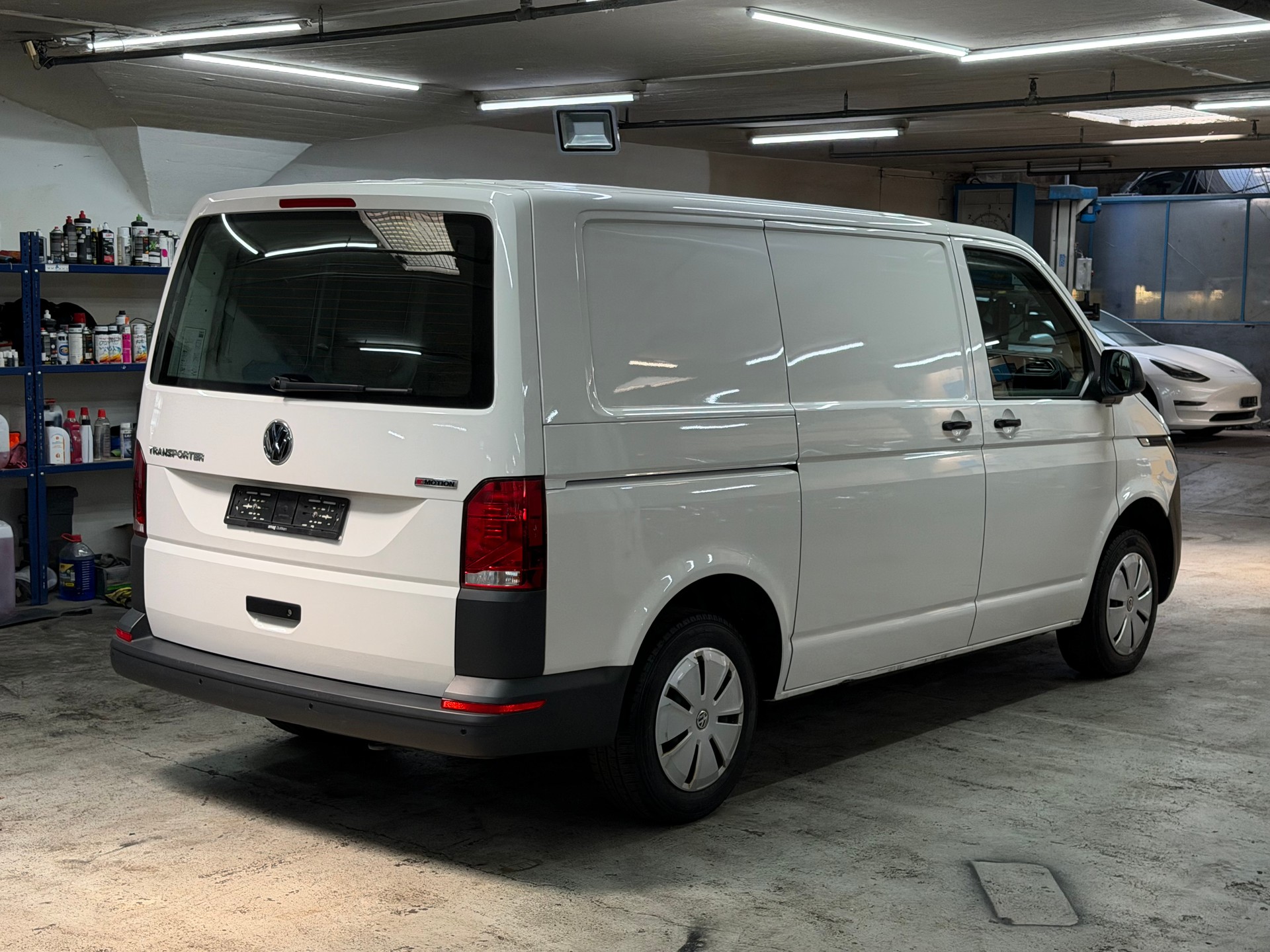 VW T6.1 2.0 TDI 4Motion-image-3