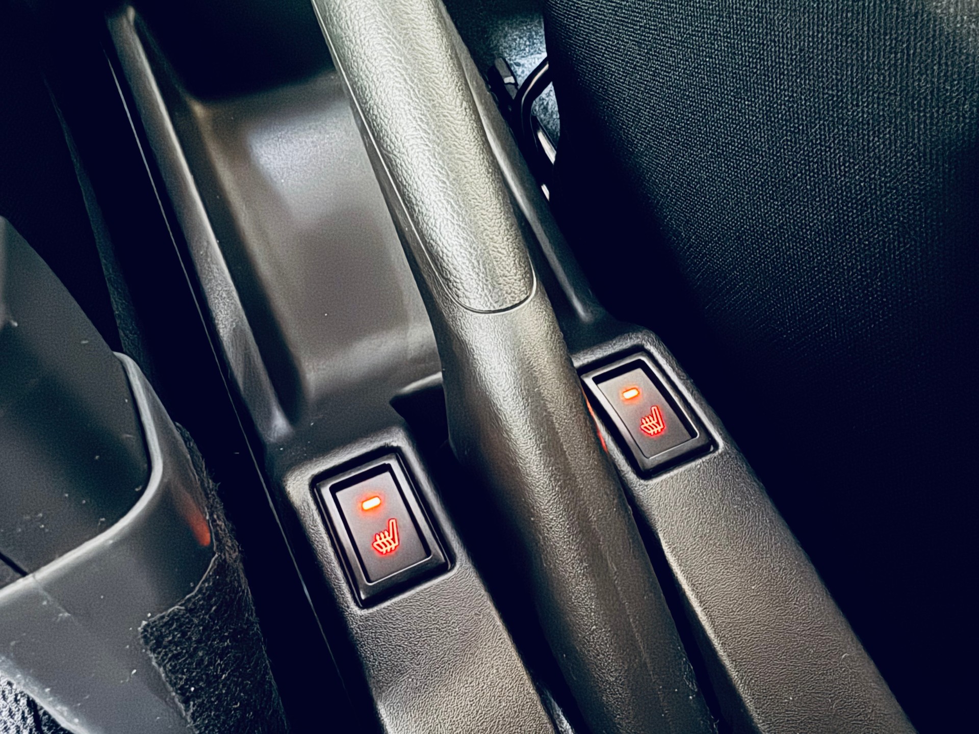 SUZUKI Swift 1.2 Compact+ Hybrid 4x4-image-29