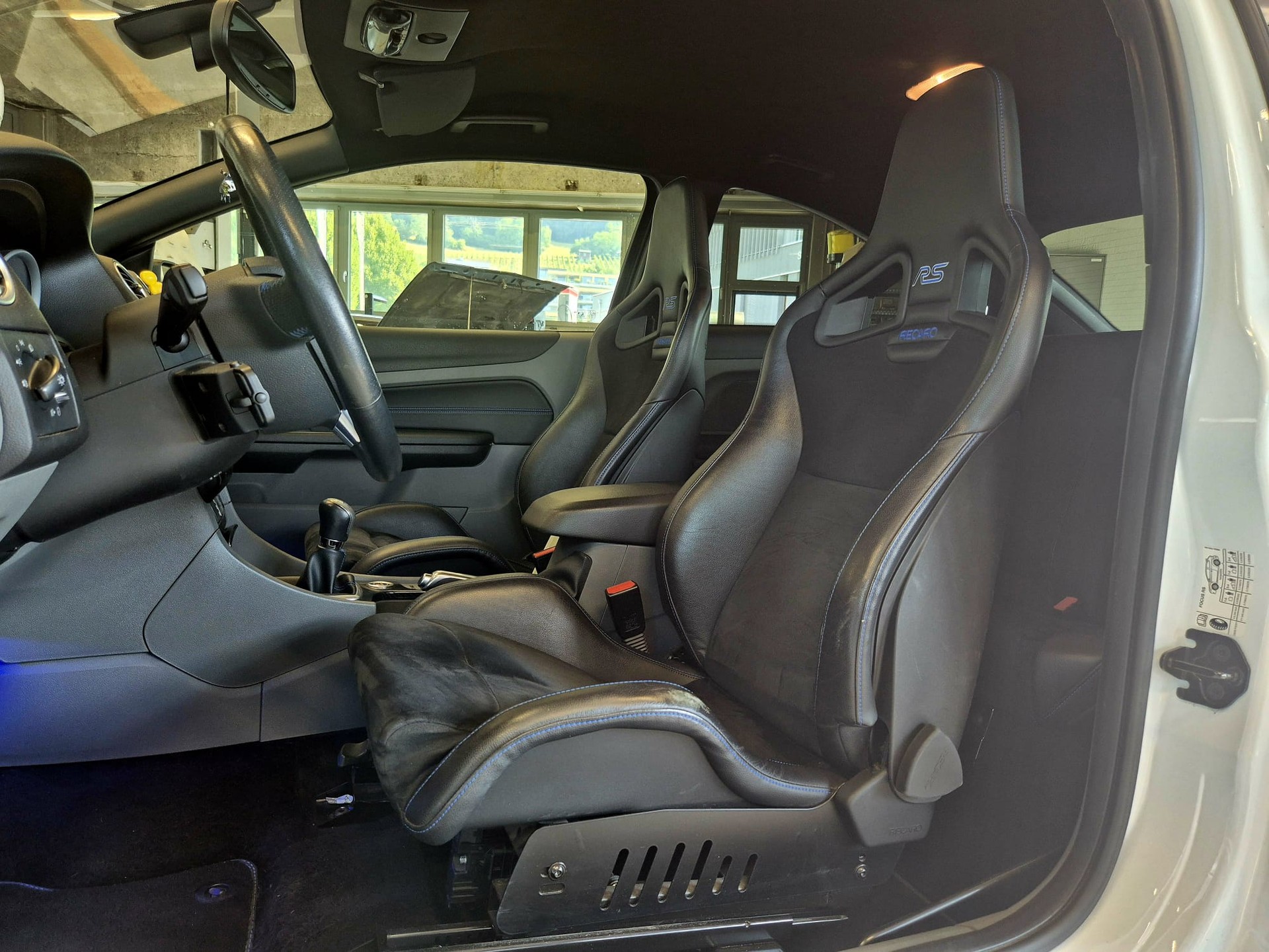 FORD 2.5i Turbo RS-image-4