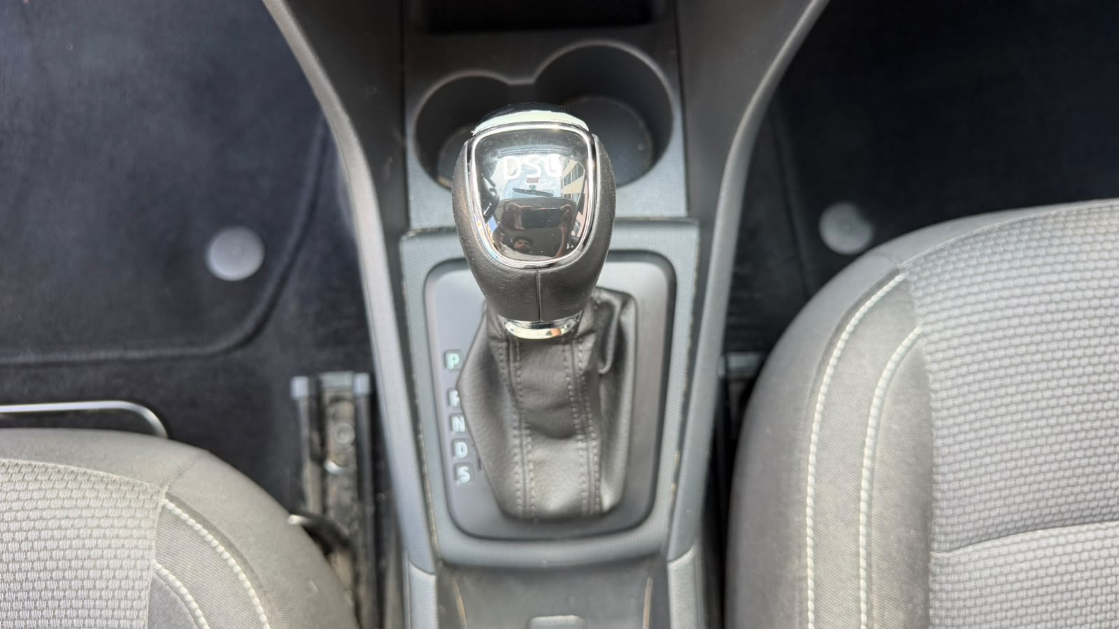 SKODA Rapid Spaceback 1.4 TSI Ambition DSG-image-10