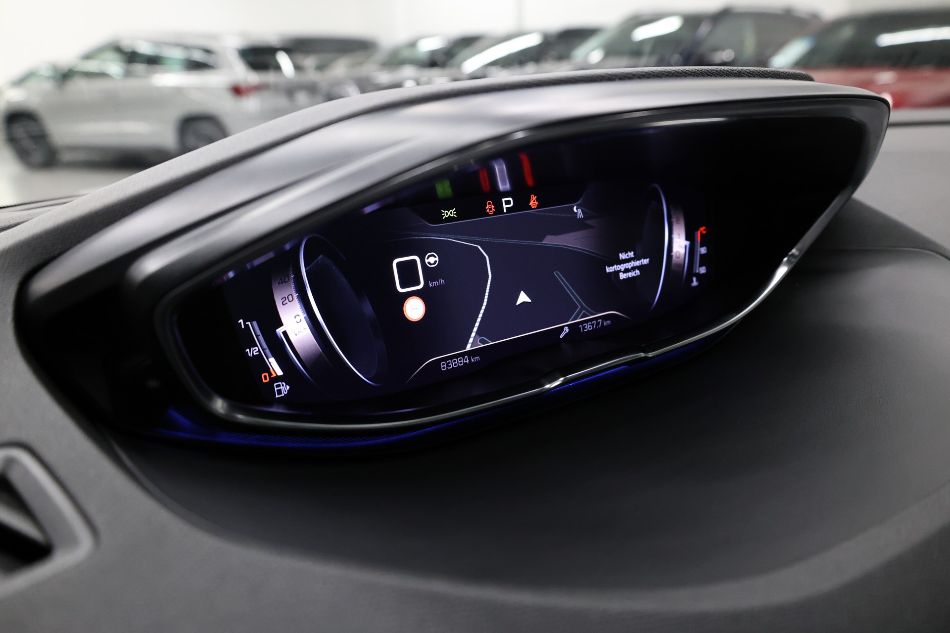 PEUGEOT 5008 1.5 BlueHDi GT Pack-image-24