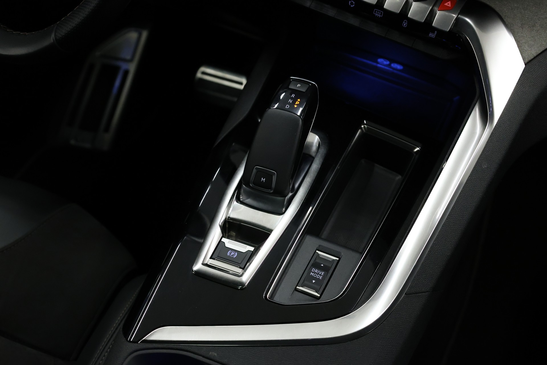 PEUGEOT 5008 1.5 BlueHDi GT Pack-image-20