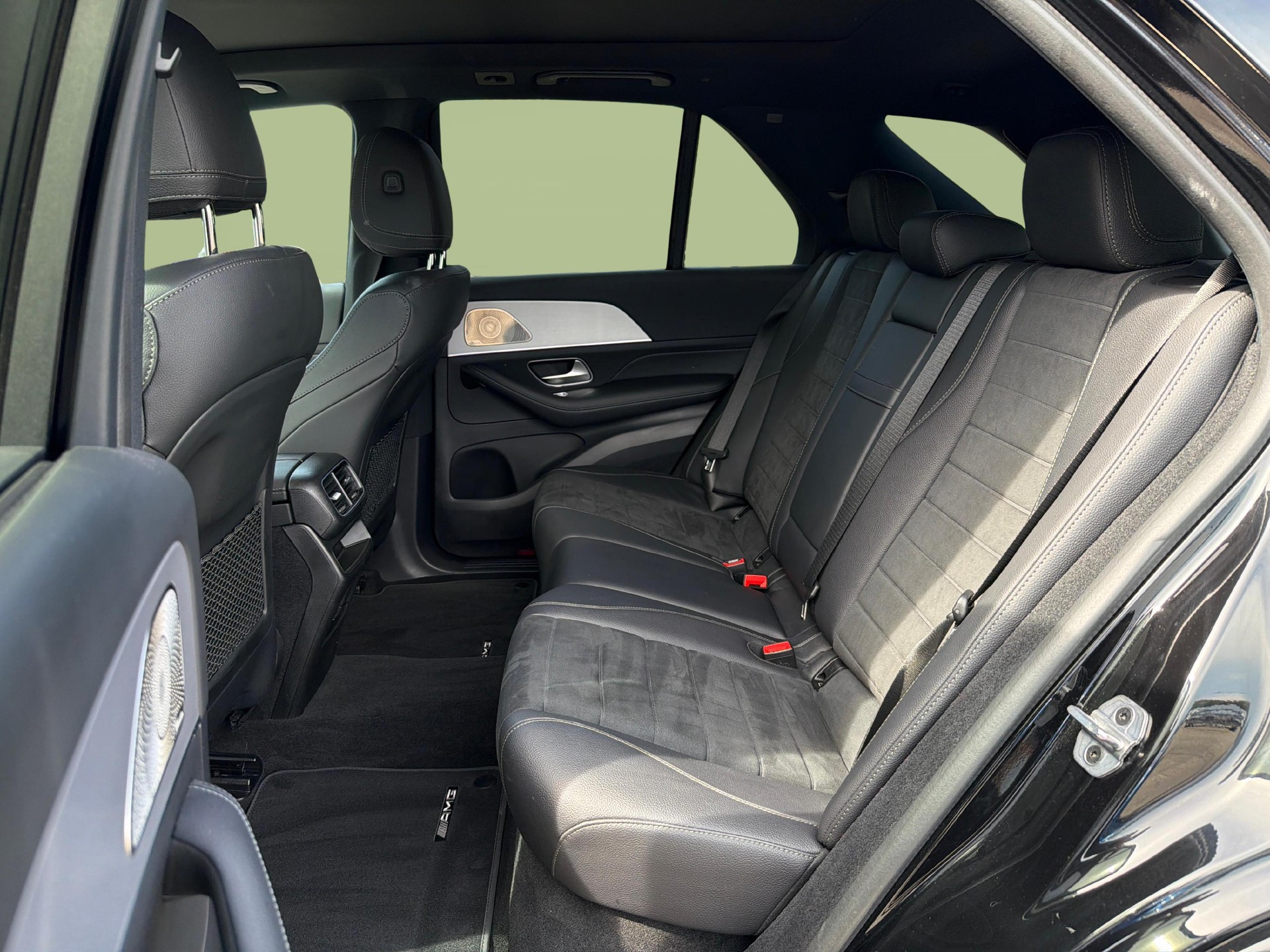 MERCEDES-BENZ GLE 450 AMG Line 4matic-image-9
