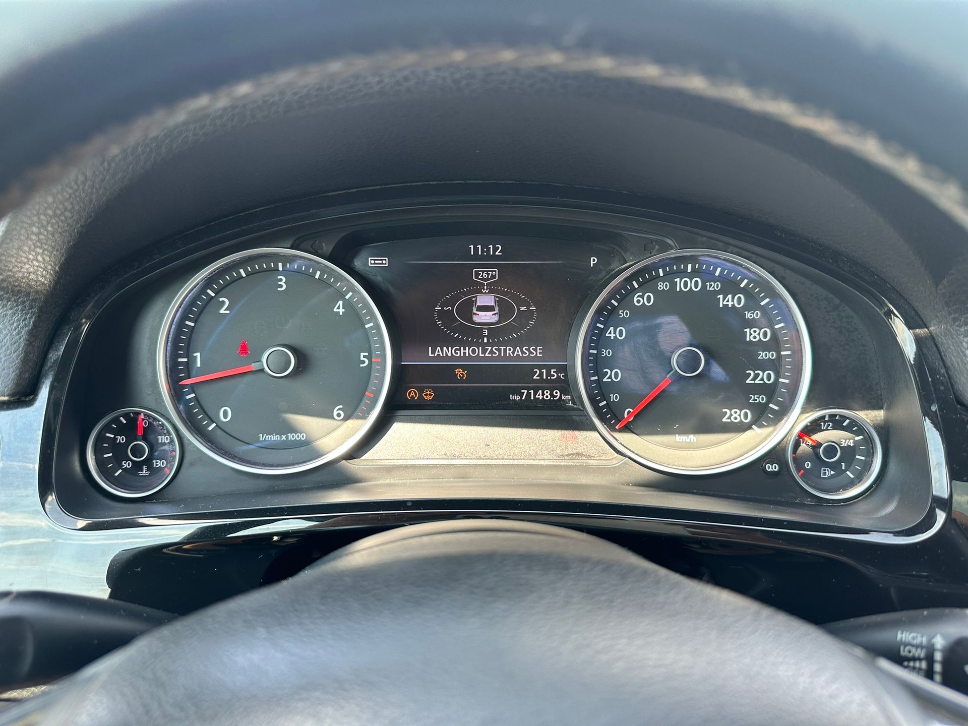 VW Touareg 3.0 TDI BMT Terrain Tech Tiptronic-image-17