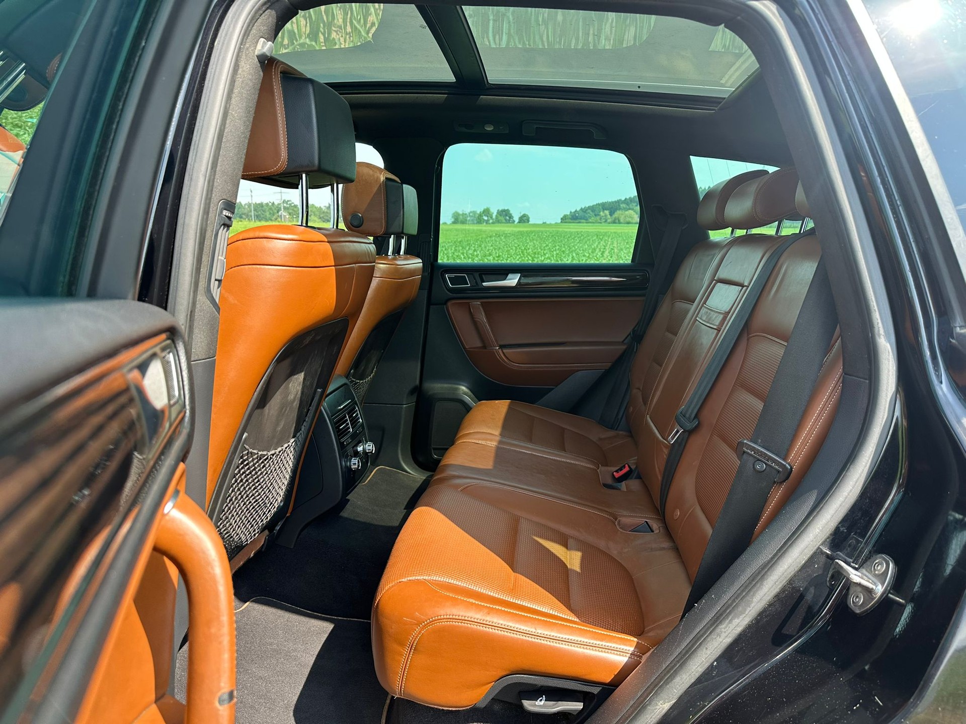 VW Touareg 3.0 TDI BMT Terrain Tech Tiptronic-image-11