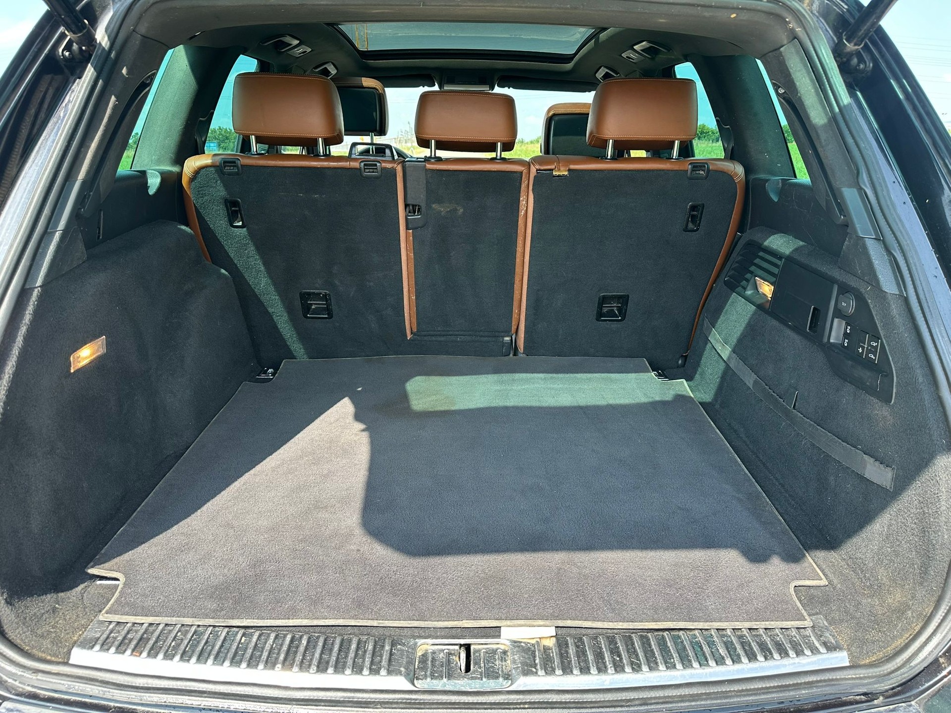 VW Touareg 3.0 TDI BMT Terrain Tech Tiptronic-image-13