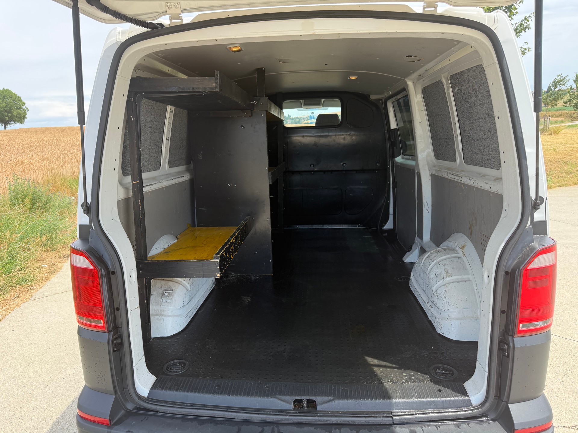 VW T6 2.0 TDI DSG-image-9