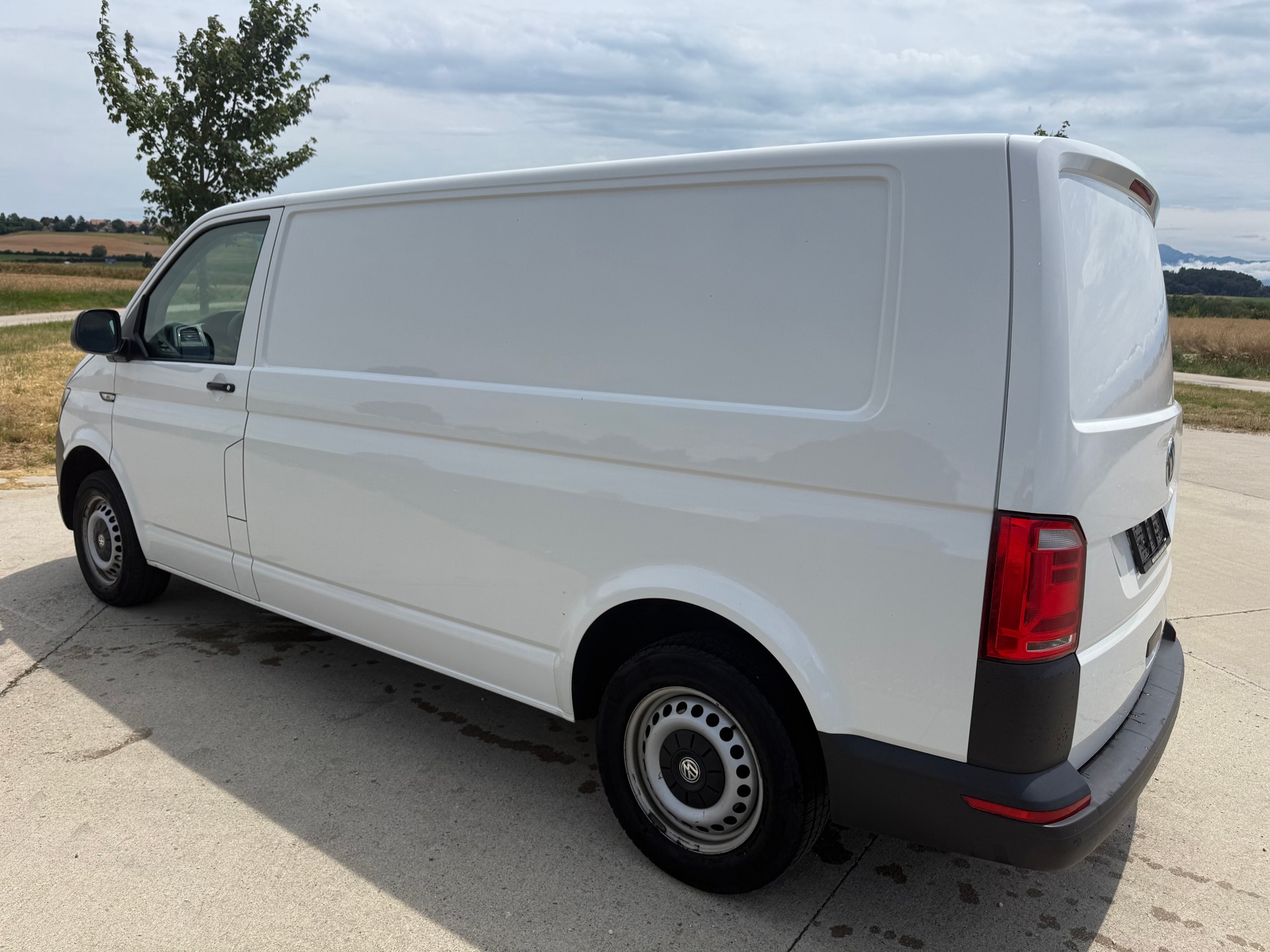 VW T6 2.0 TDI DSG-image-2