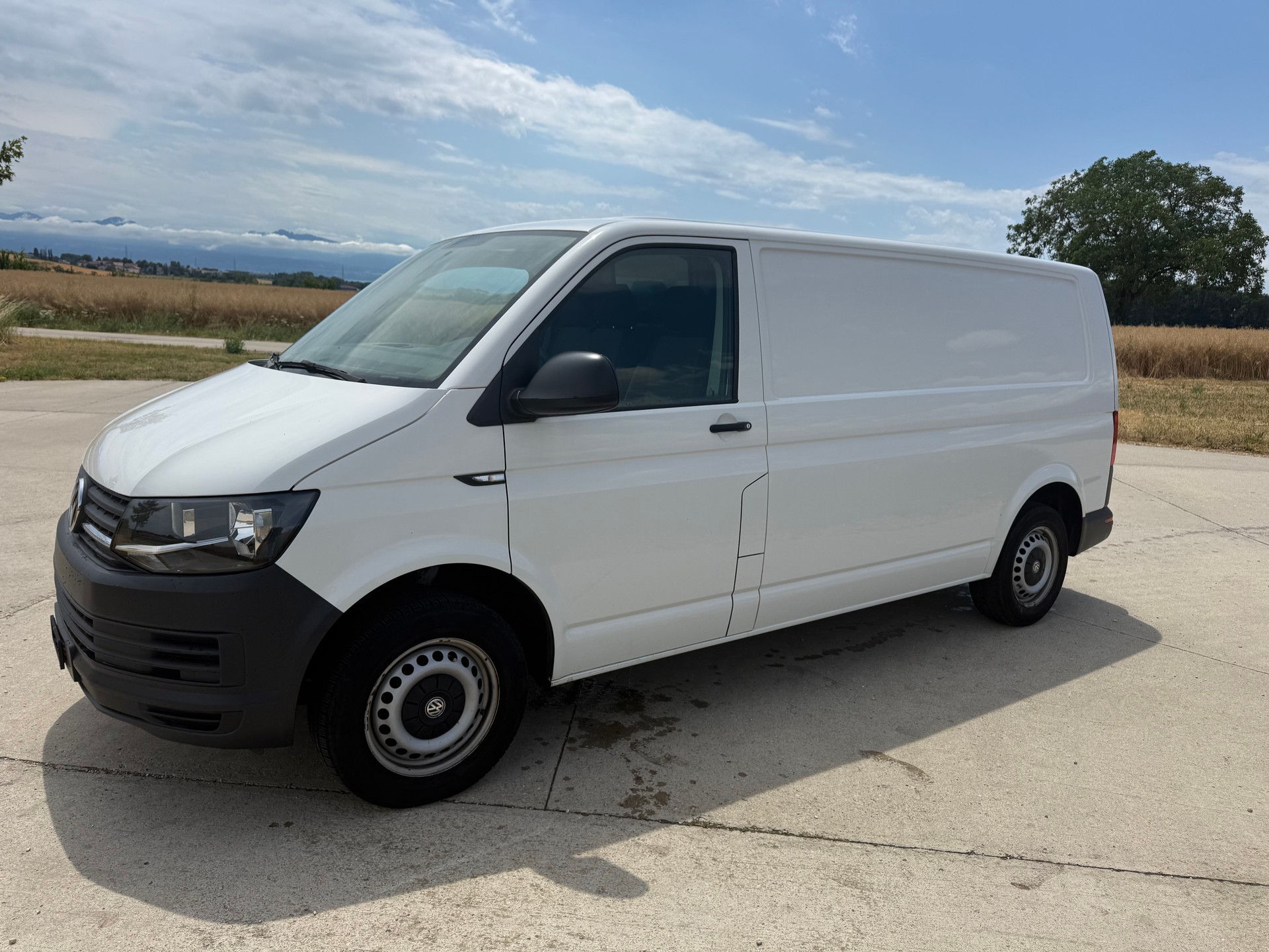 VW T6 2.0 TDI DSG-image-1