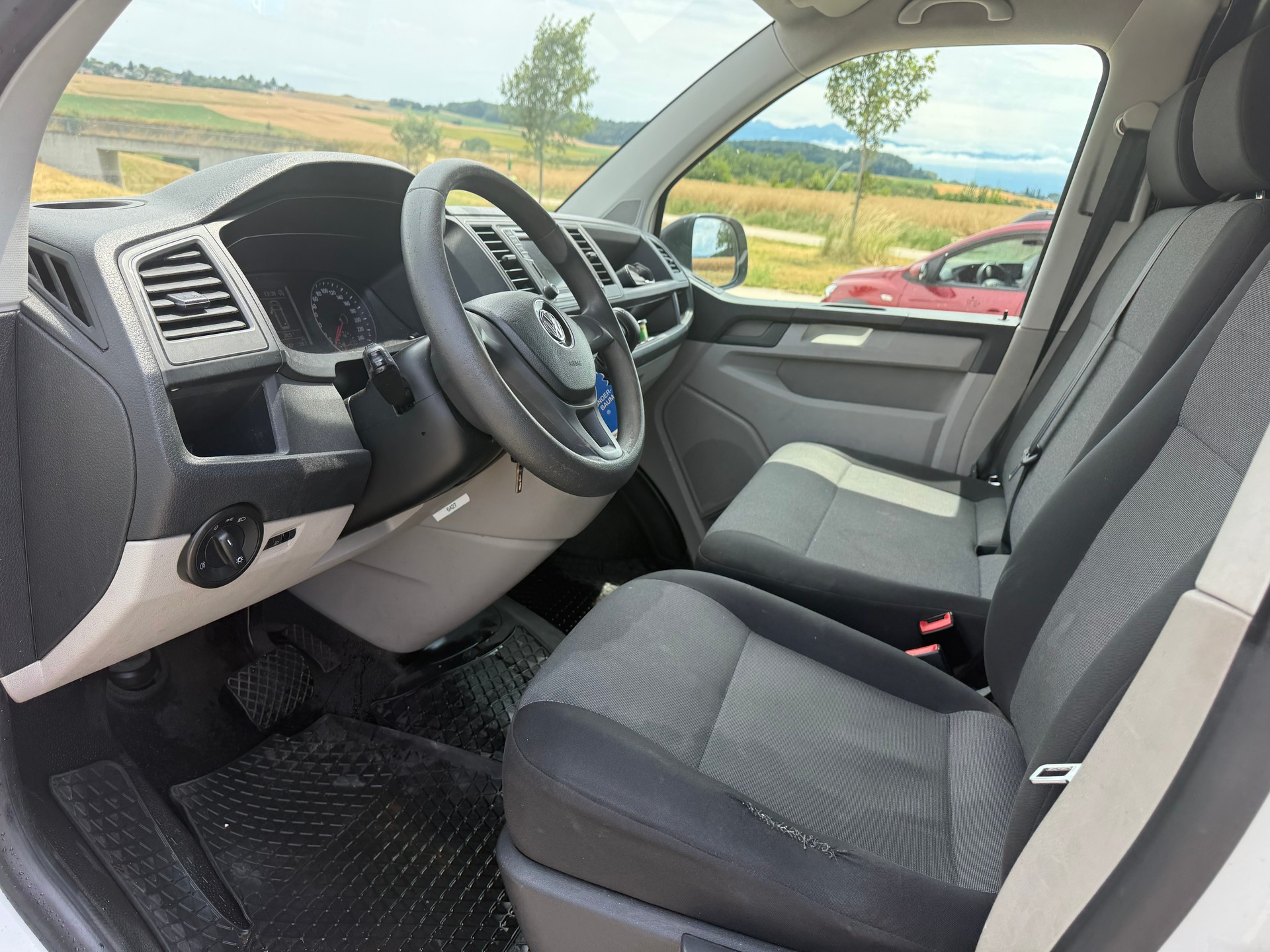 VW T6 2.0 TDI DSG-image-10